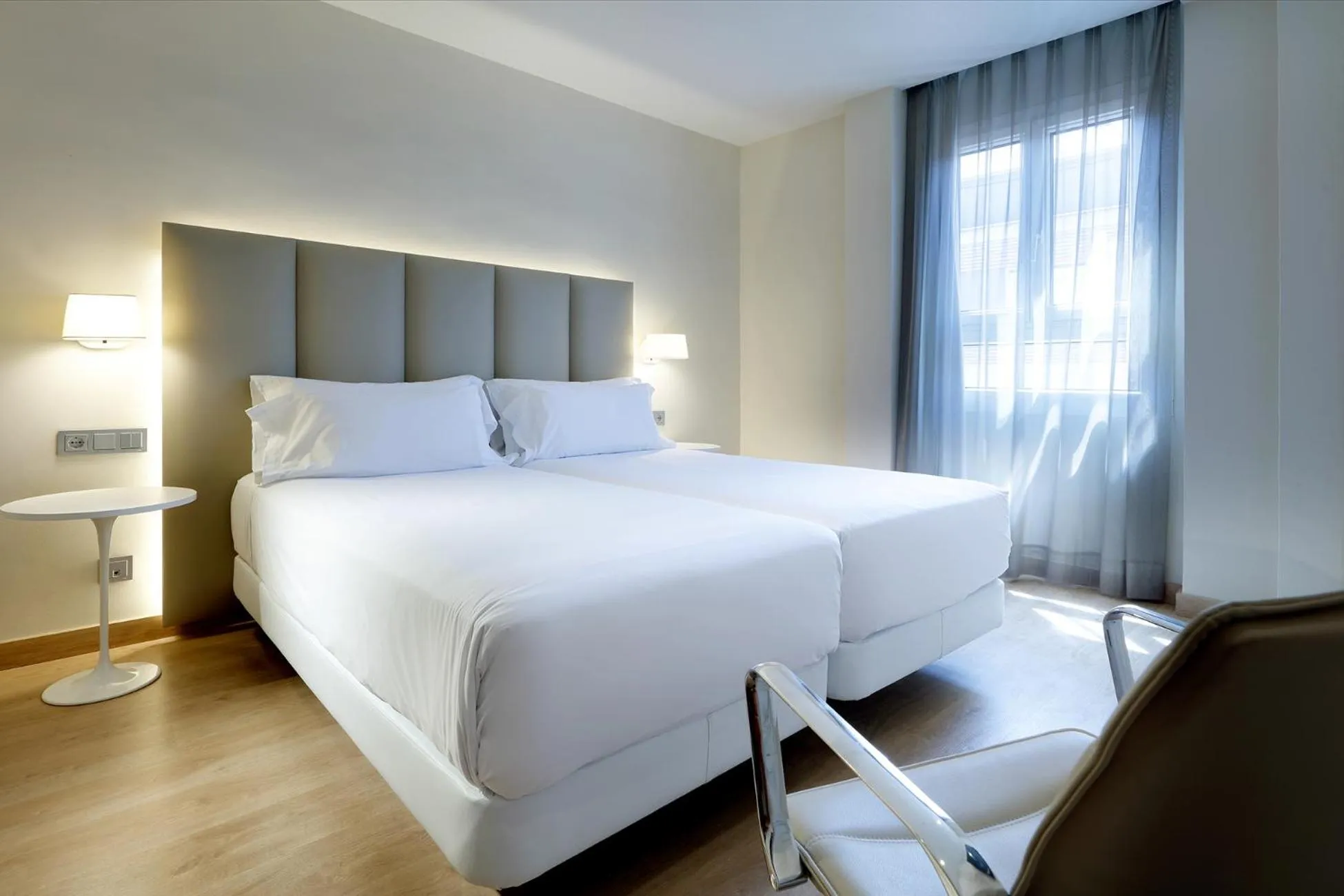 Bed in Hesperia Murcia Centro