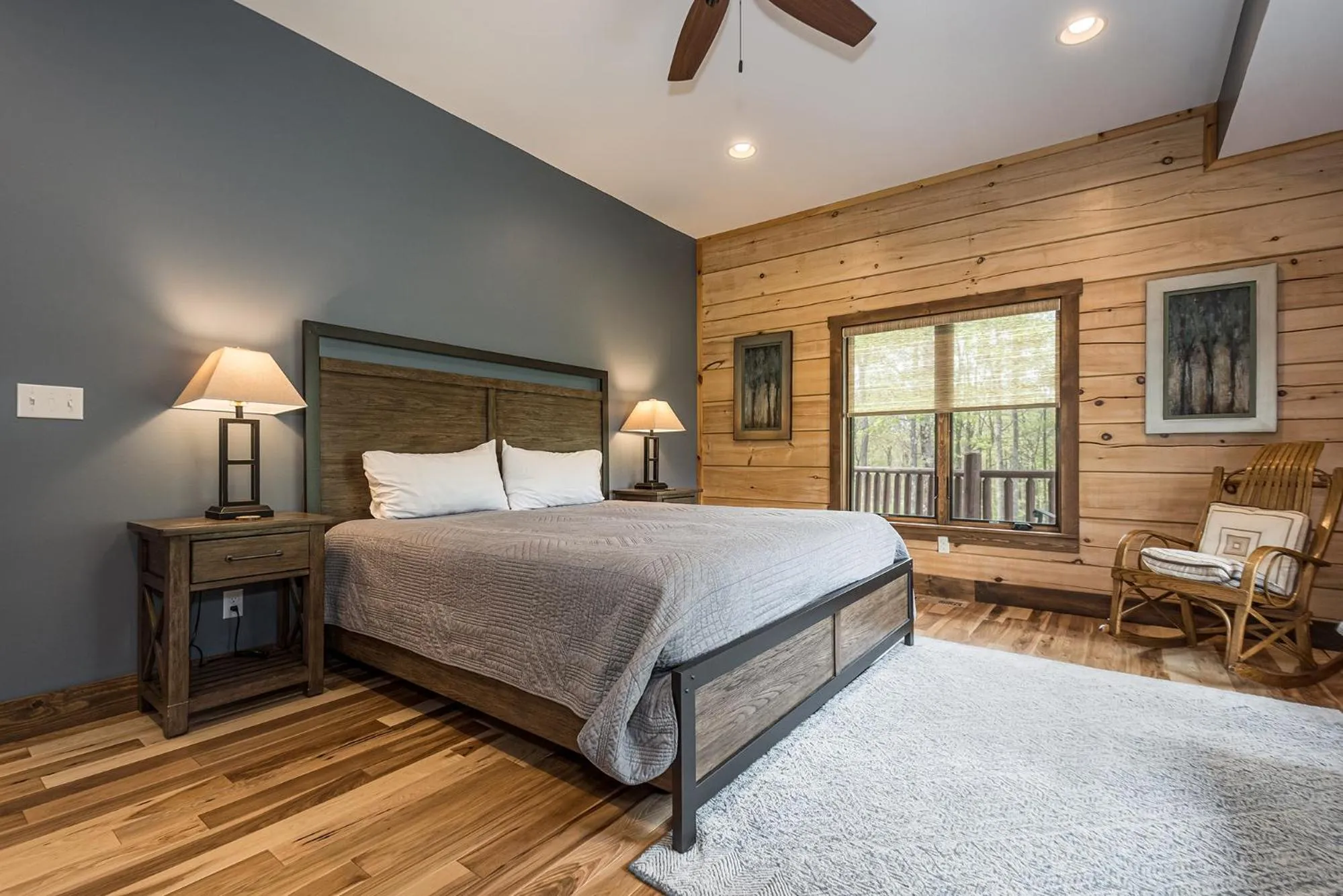 Property building, Bed in Away in the Mountains