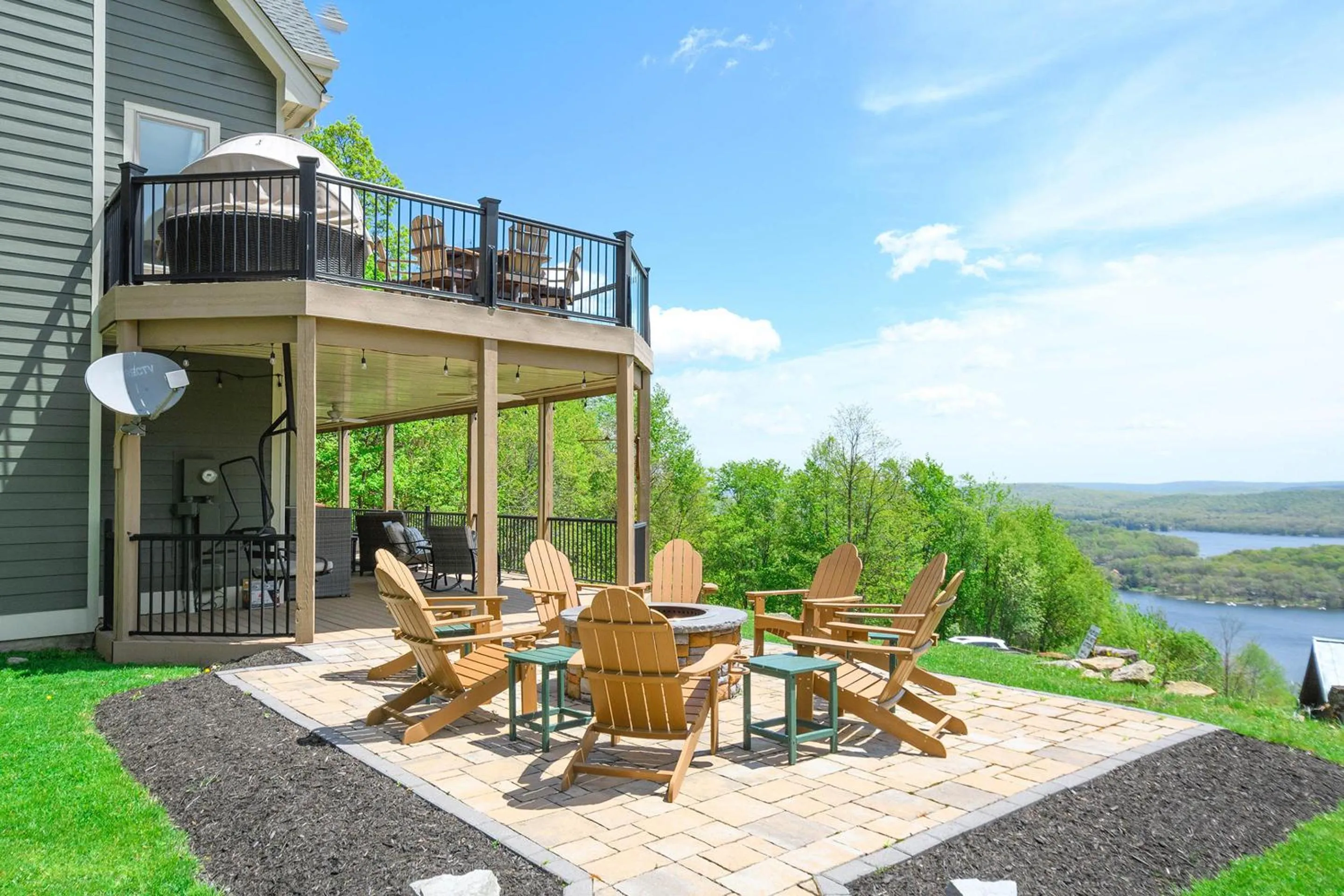 Property building in La Bella Vita