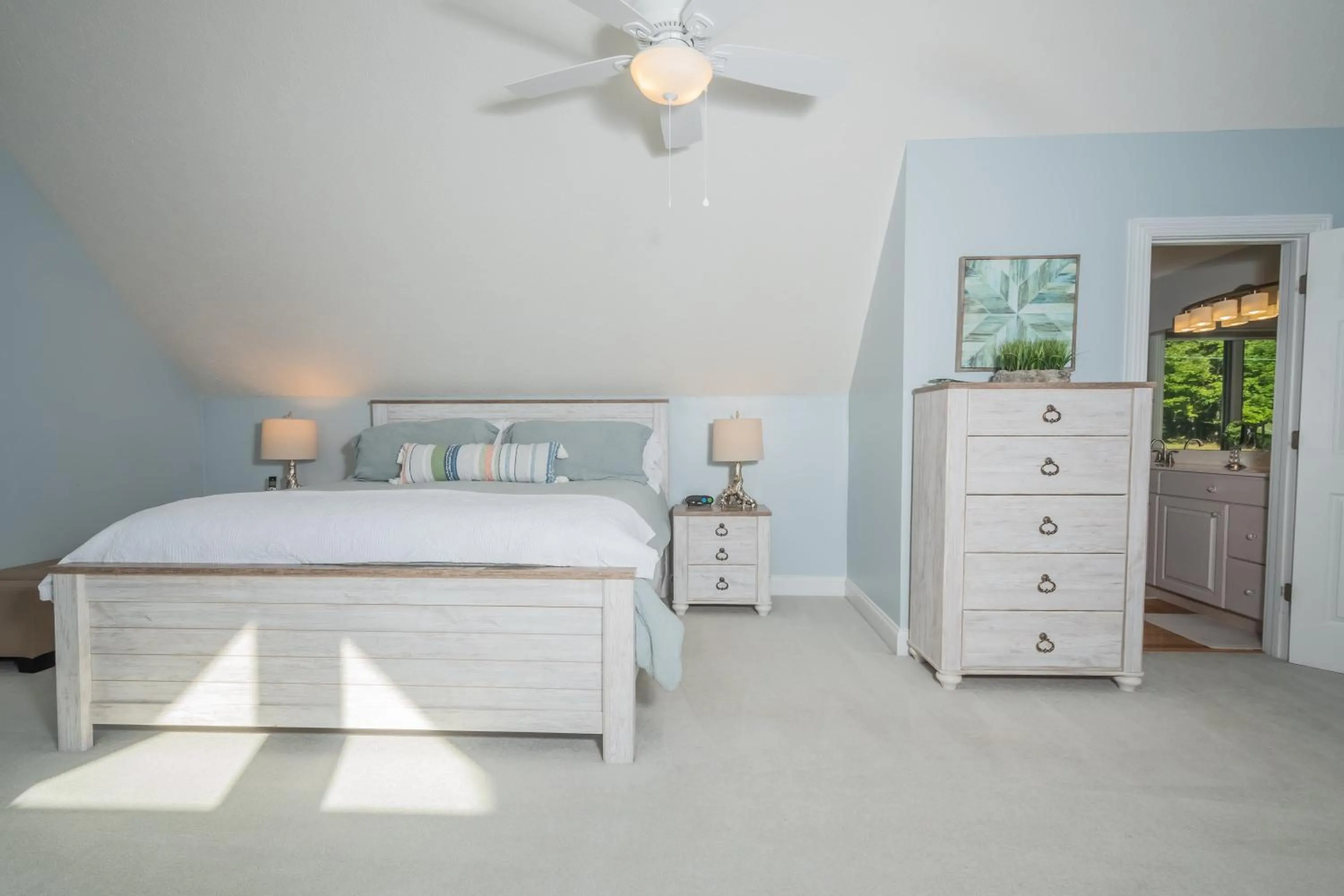 Property building, Bed in La Bella Vita