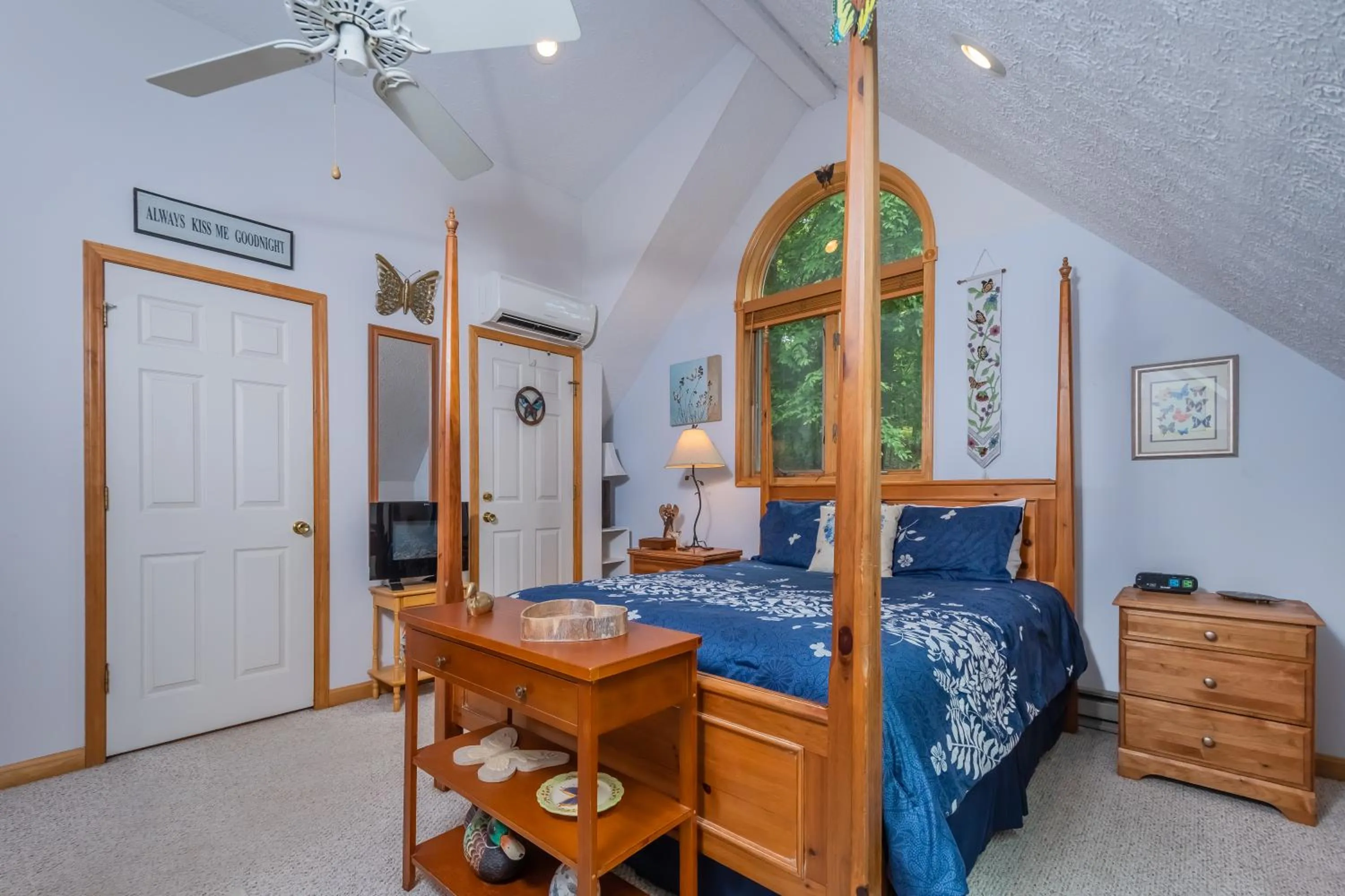 Property building, Bed in Heart and Soul