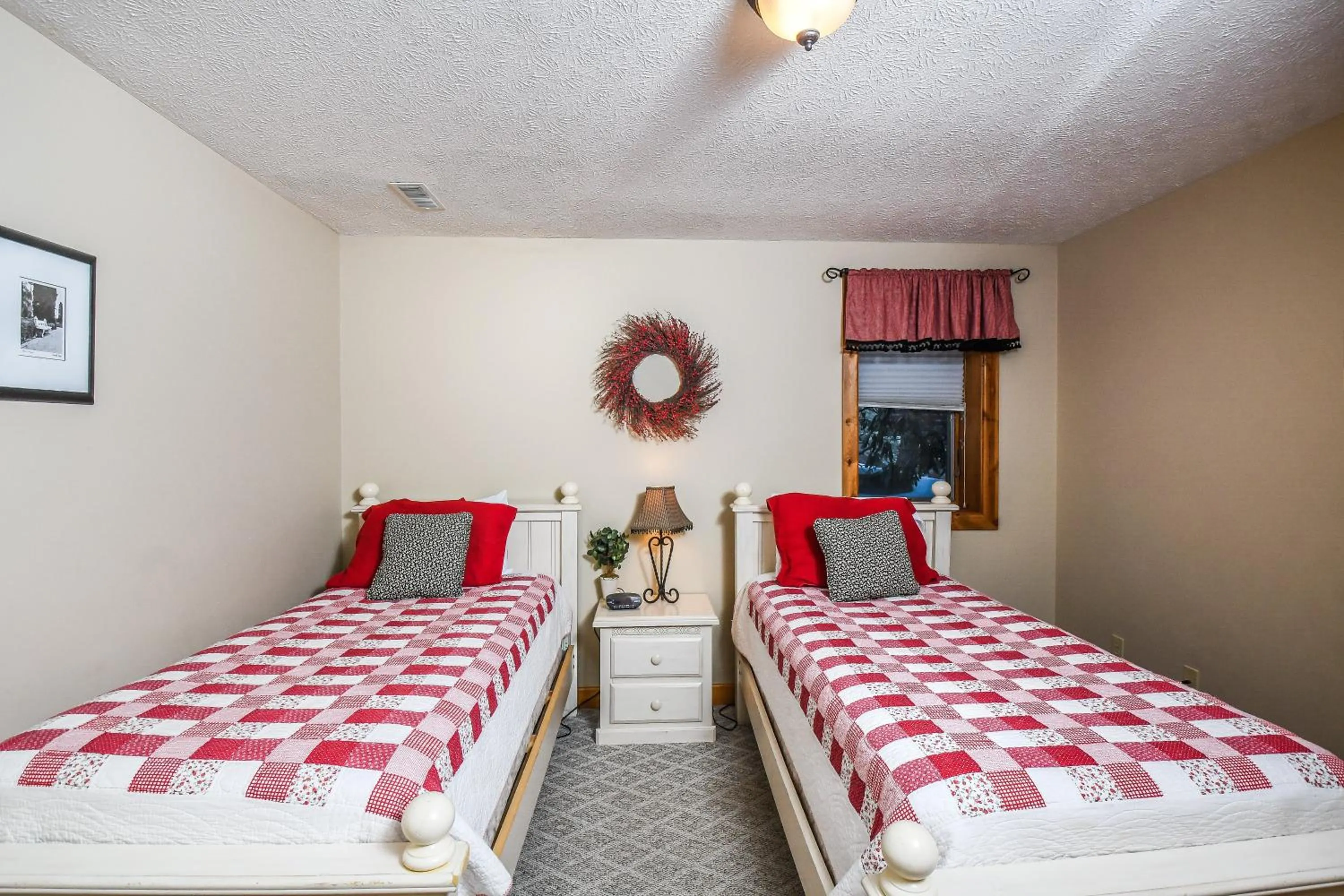 Bed in On Eagles Wings