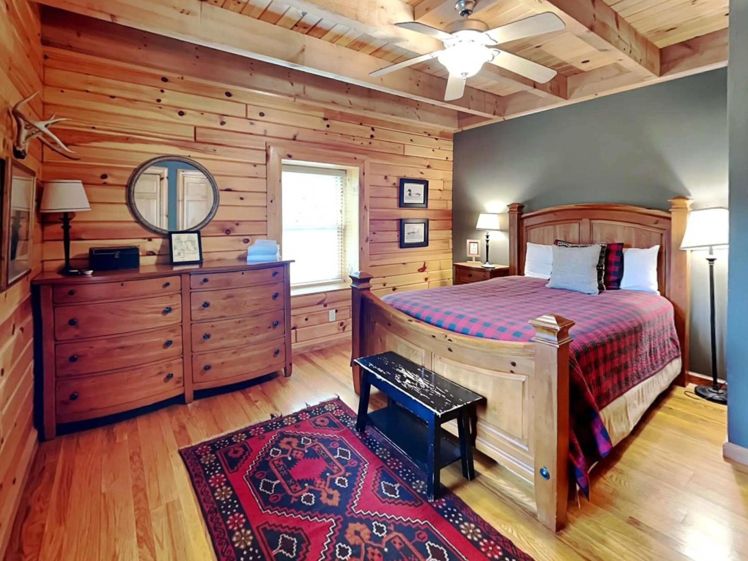 Bed in Bear Hollow Lodge