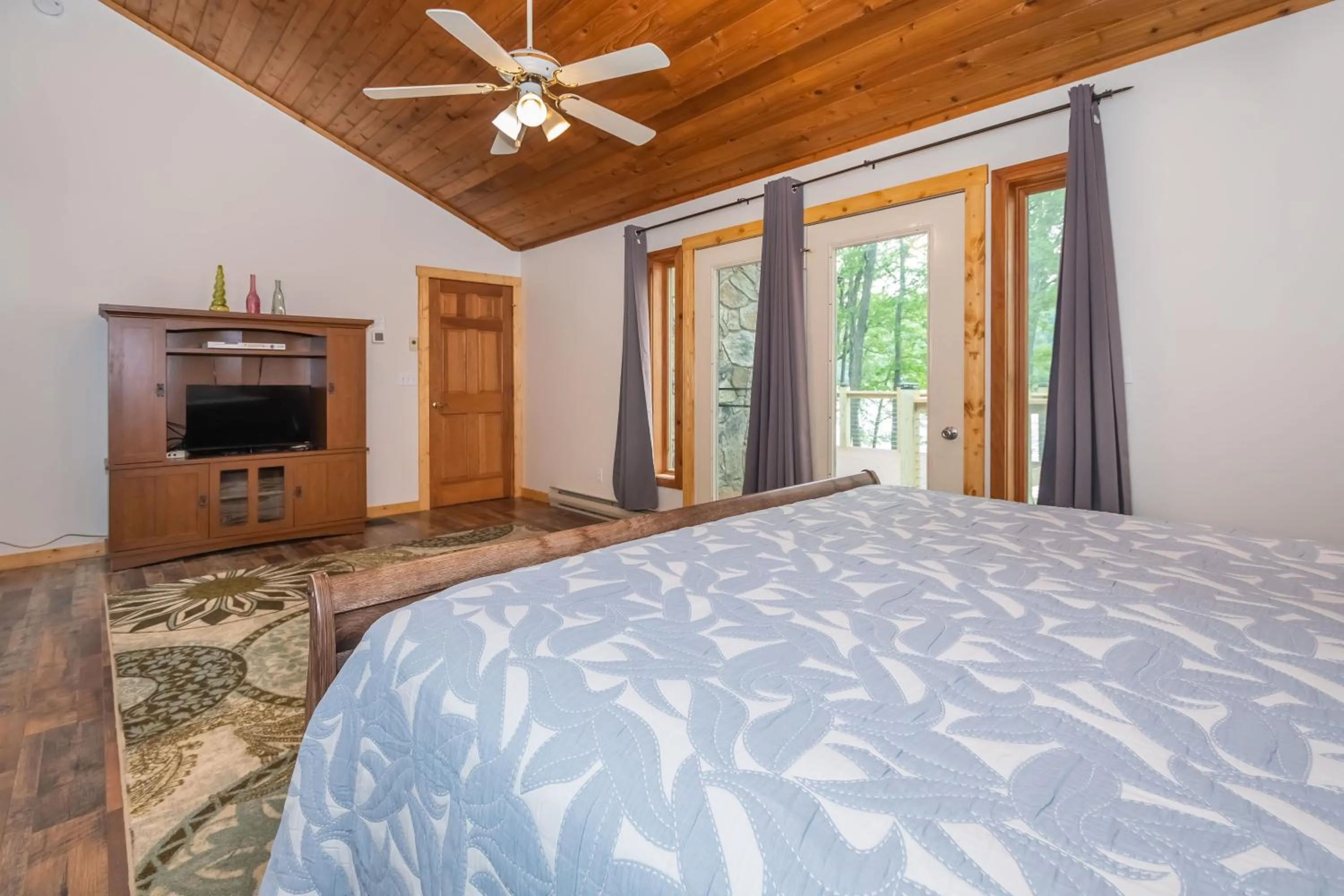 Bed in Over the Rainbow