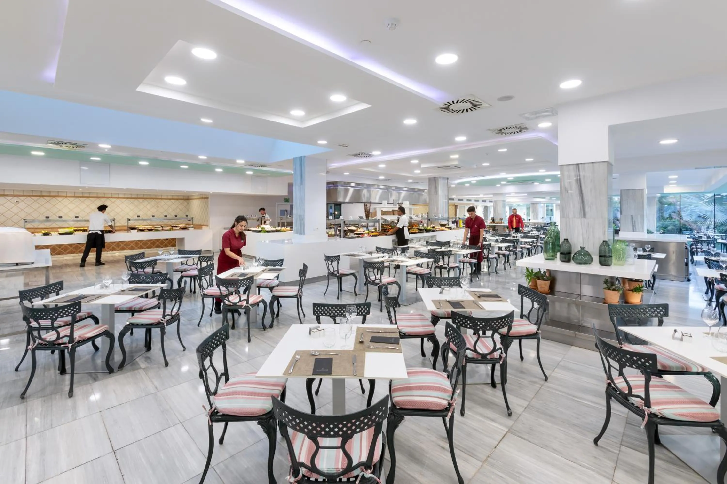 Restaurant/places to eat in Alexandre Troya