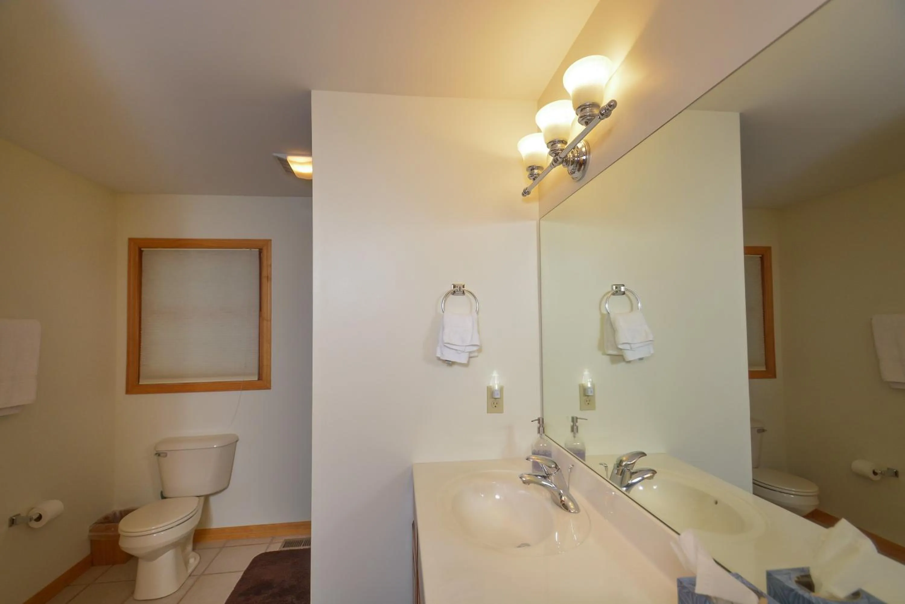 Property building in Sparkys Lodge