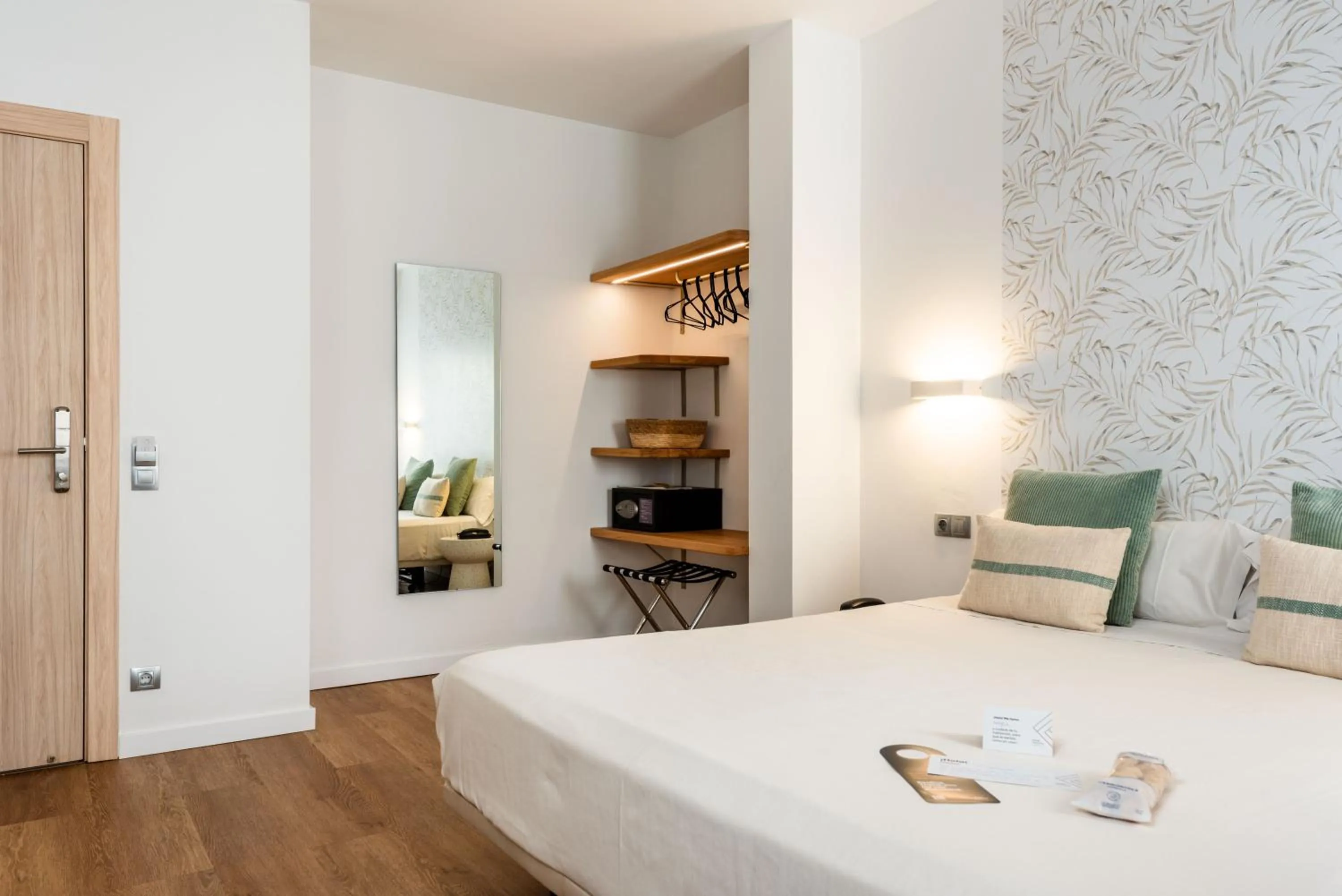 Bed in Hotel Patricia Menorca