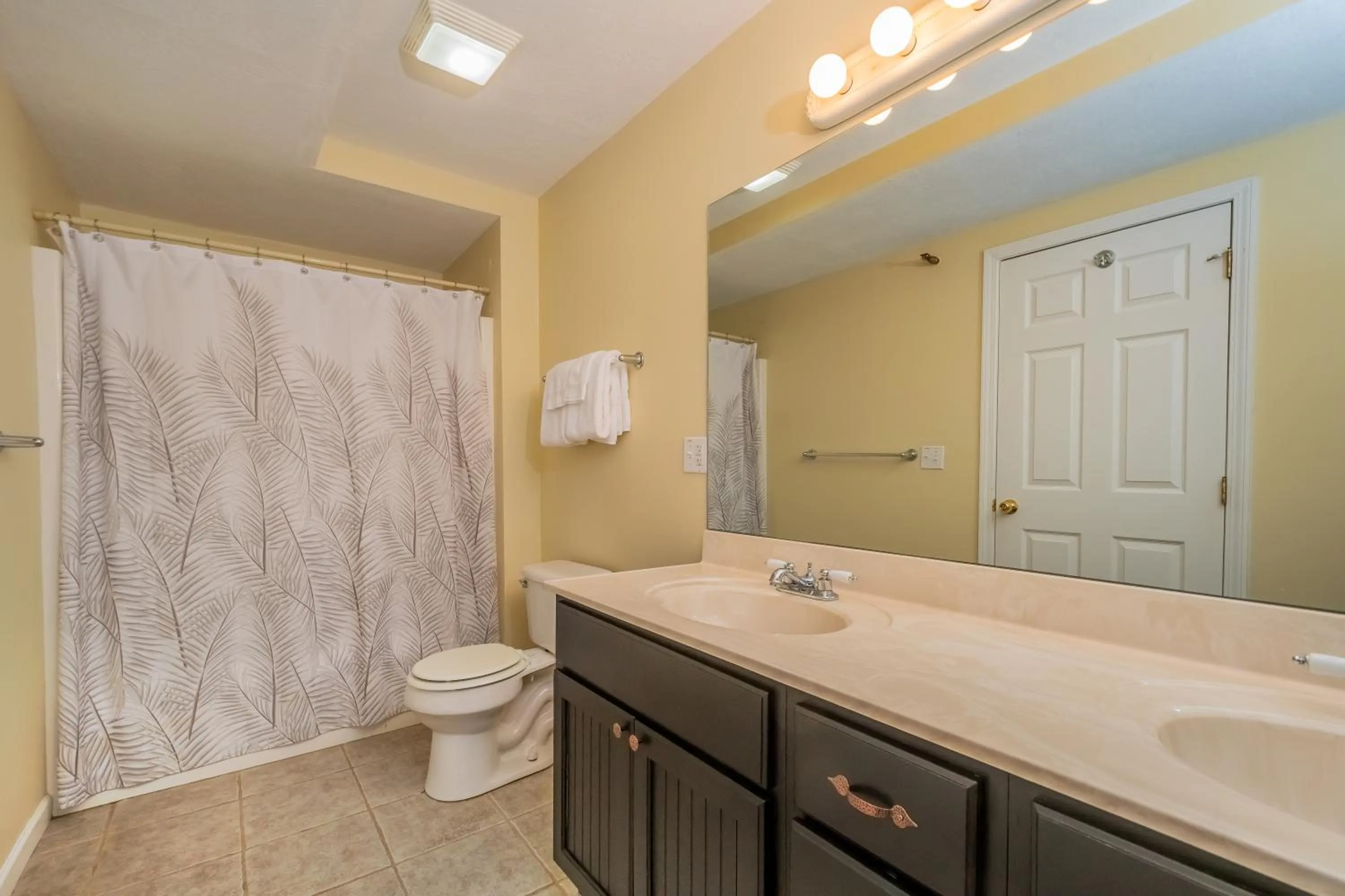 Property building in Castle in the Sky