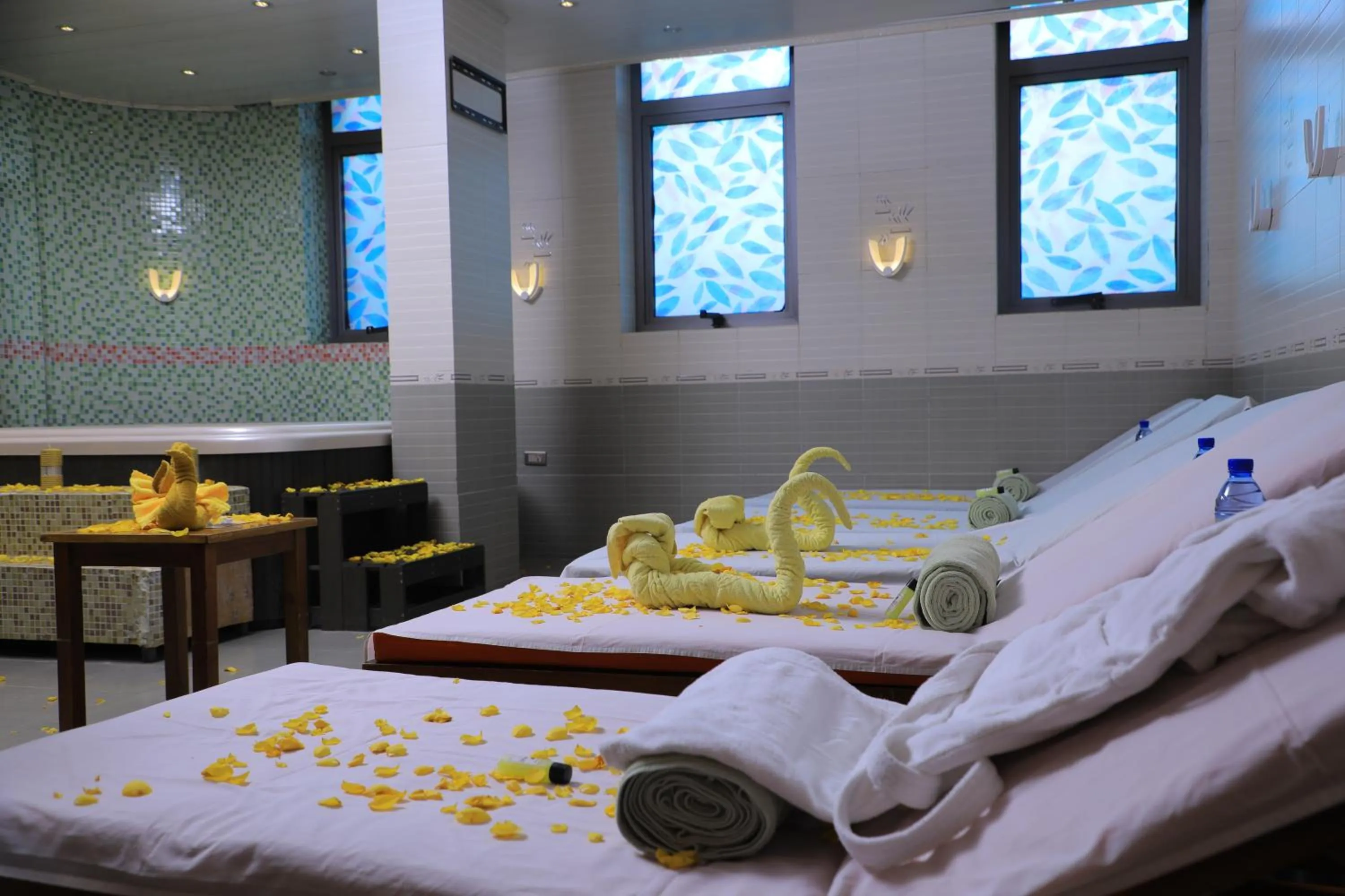 Bed in Sidra International Hotel