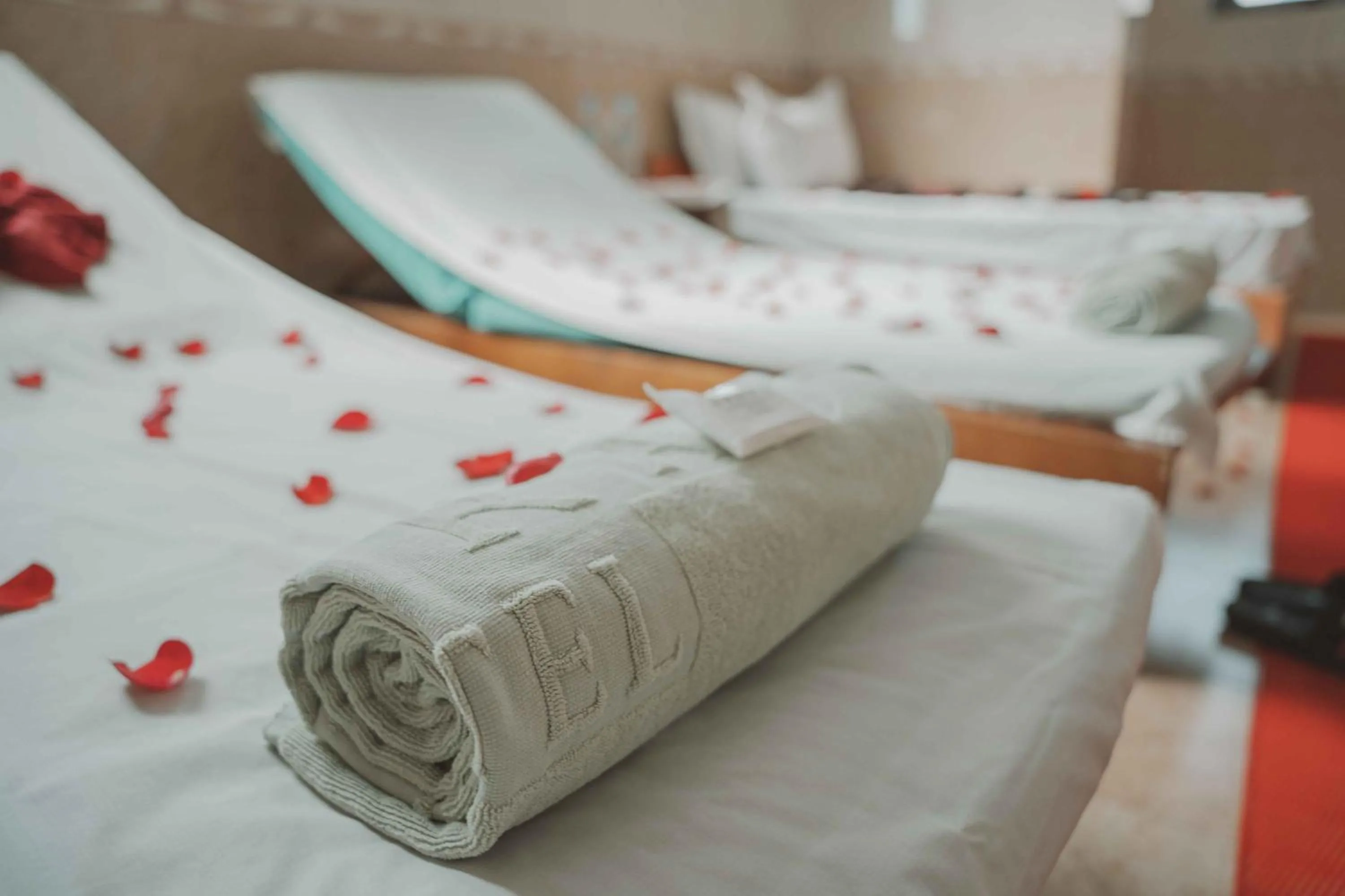 Bed in Sidra International Hotel