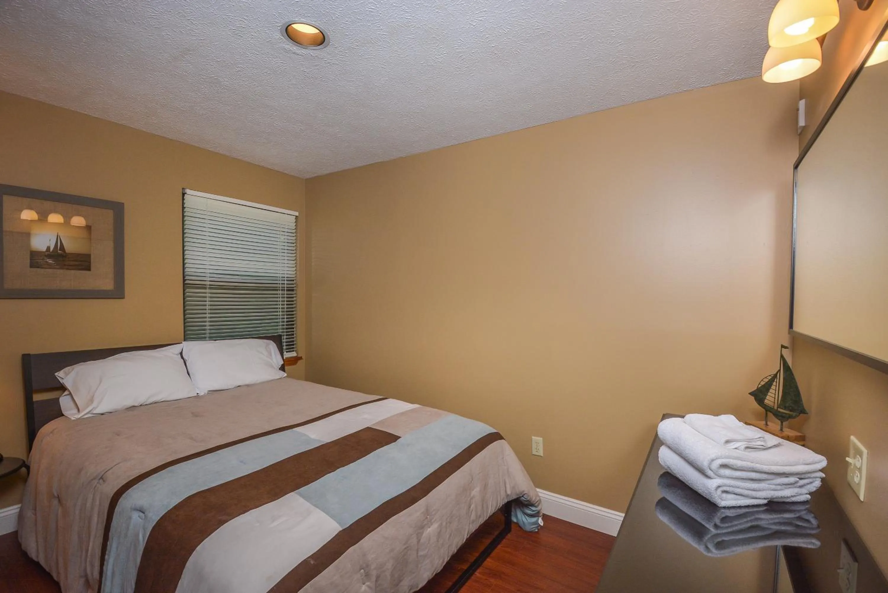 Property building, Bed in Loft of Luxury