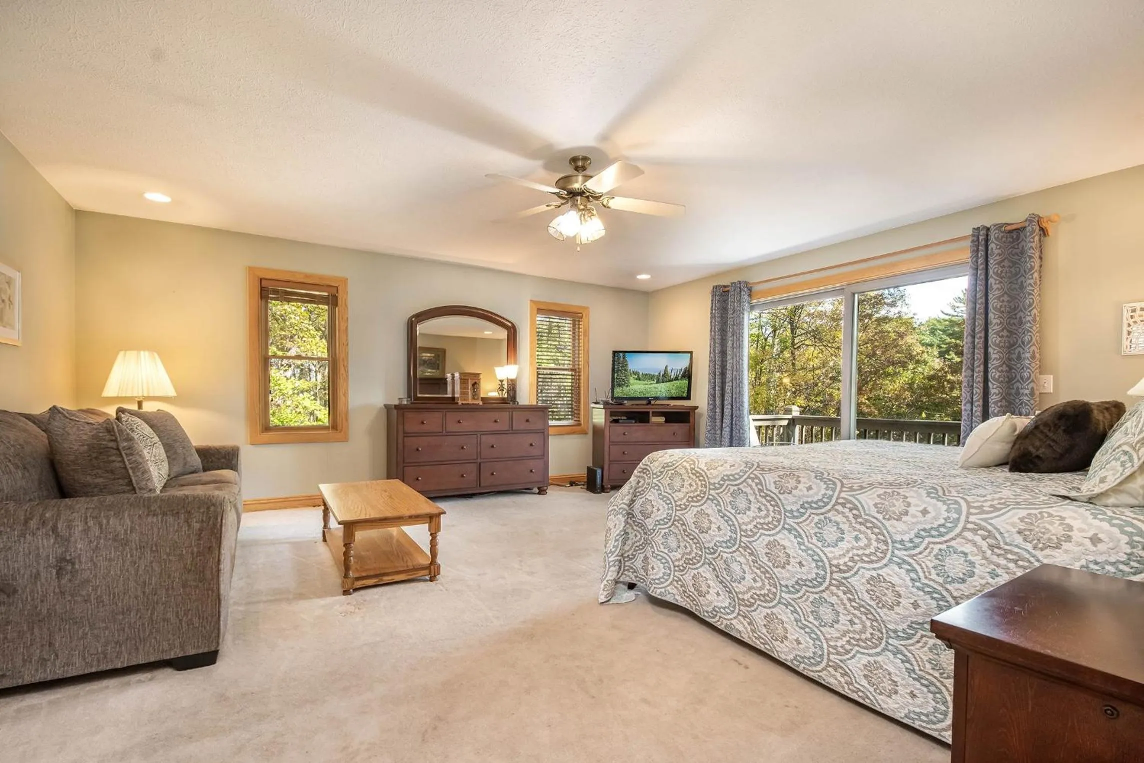 Property building, Bed in Fancy Free