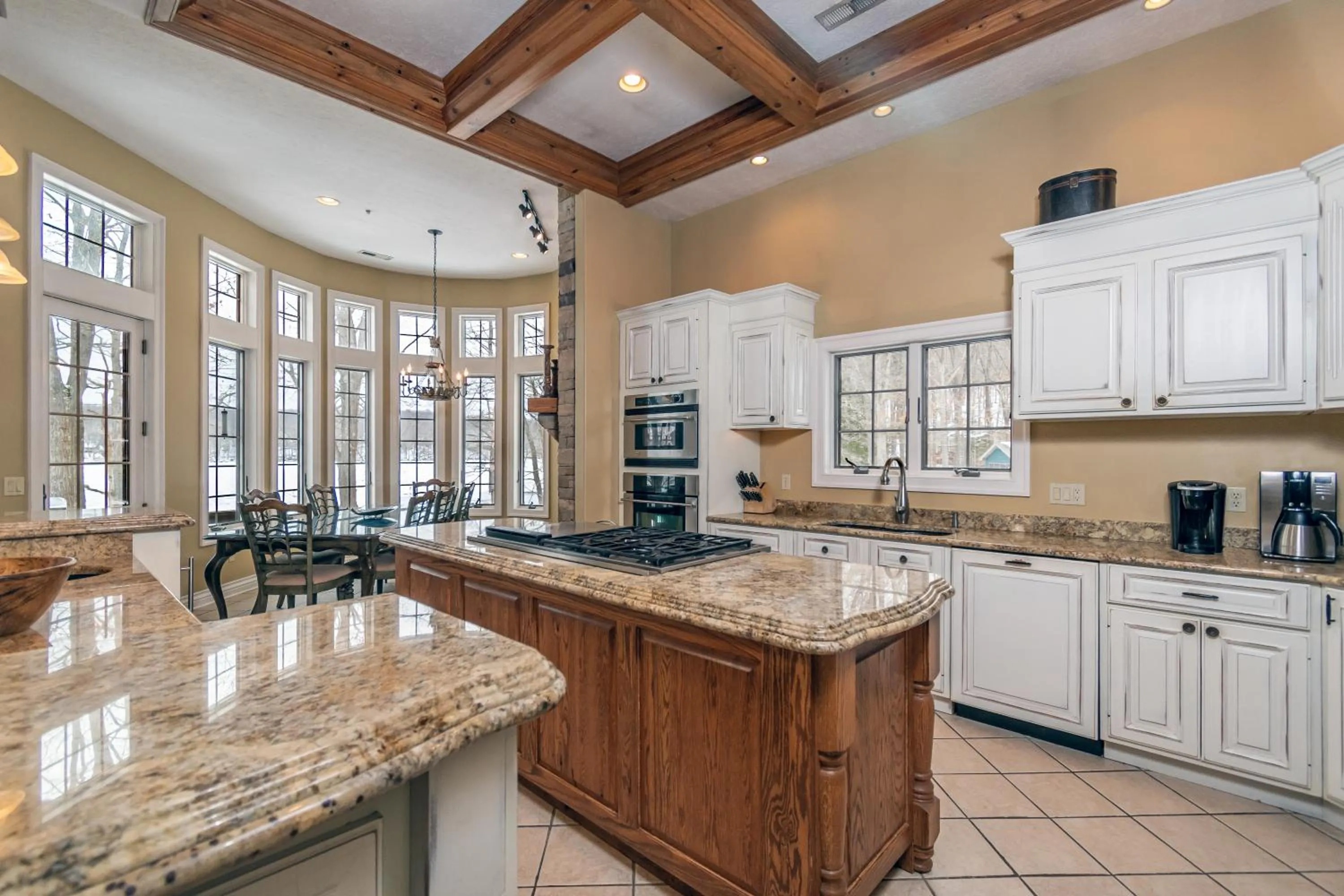 Property building in Champagne Taste