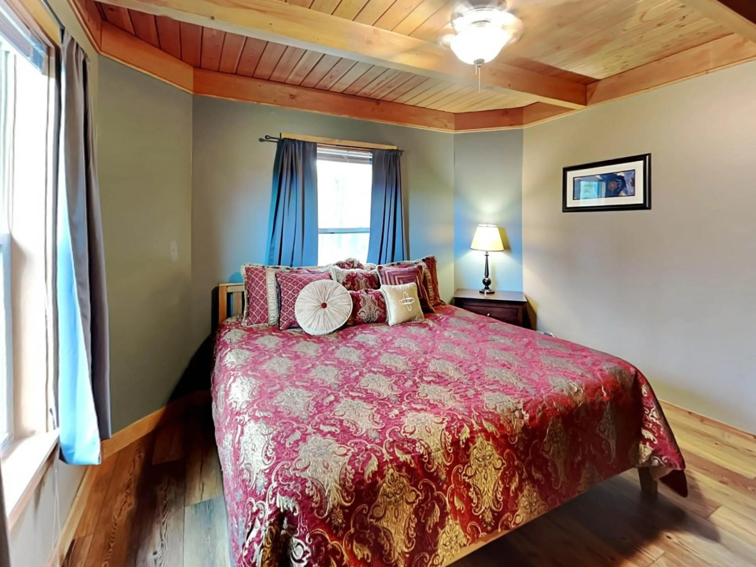 Bed in Mountain Dreams