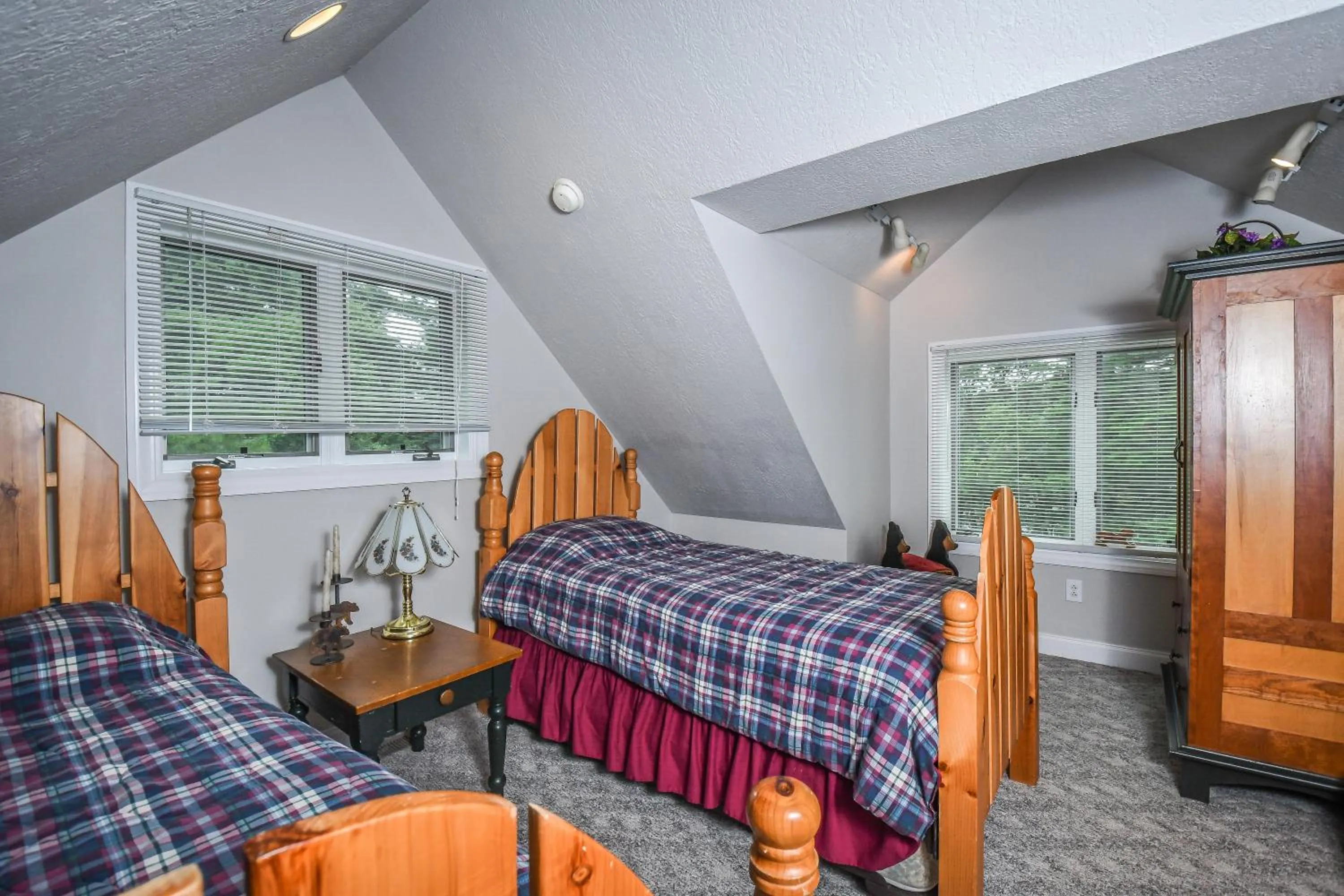 Property building, Bed in Take-A-Break