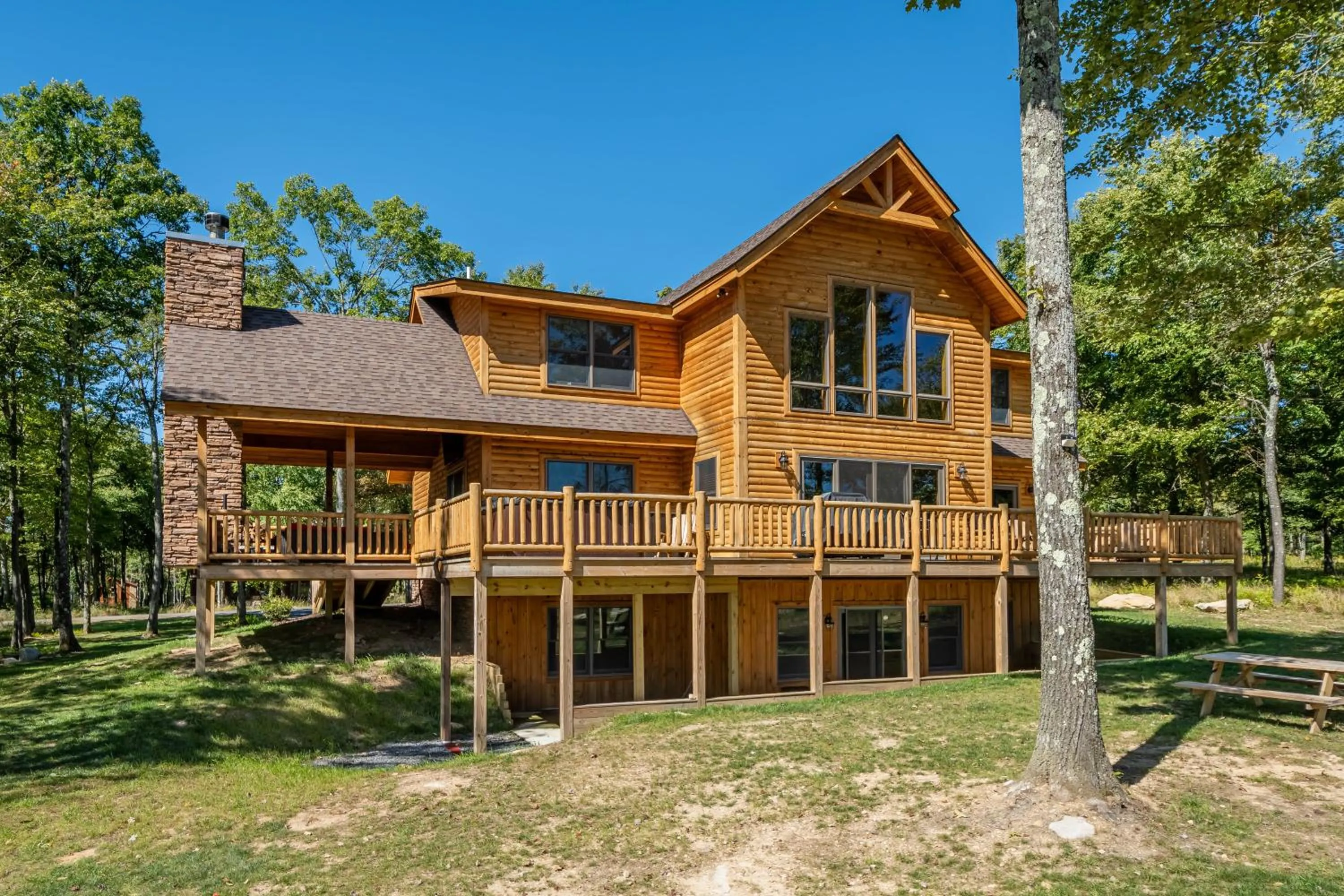 Property building in Eagle on 7