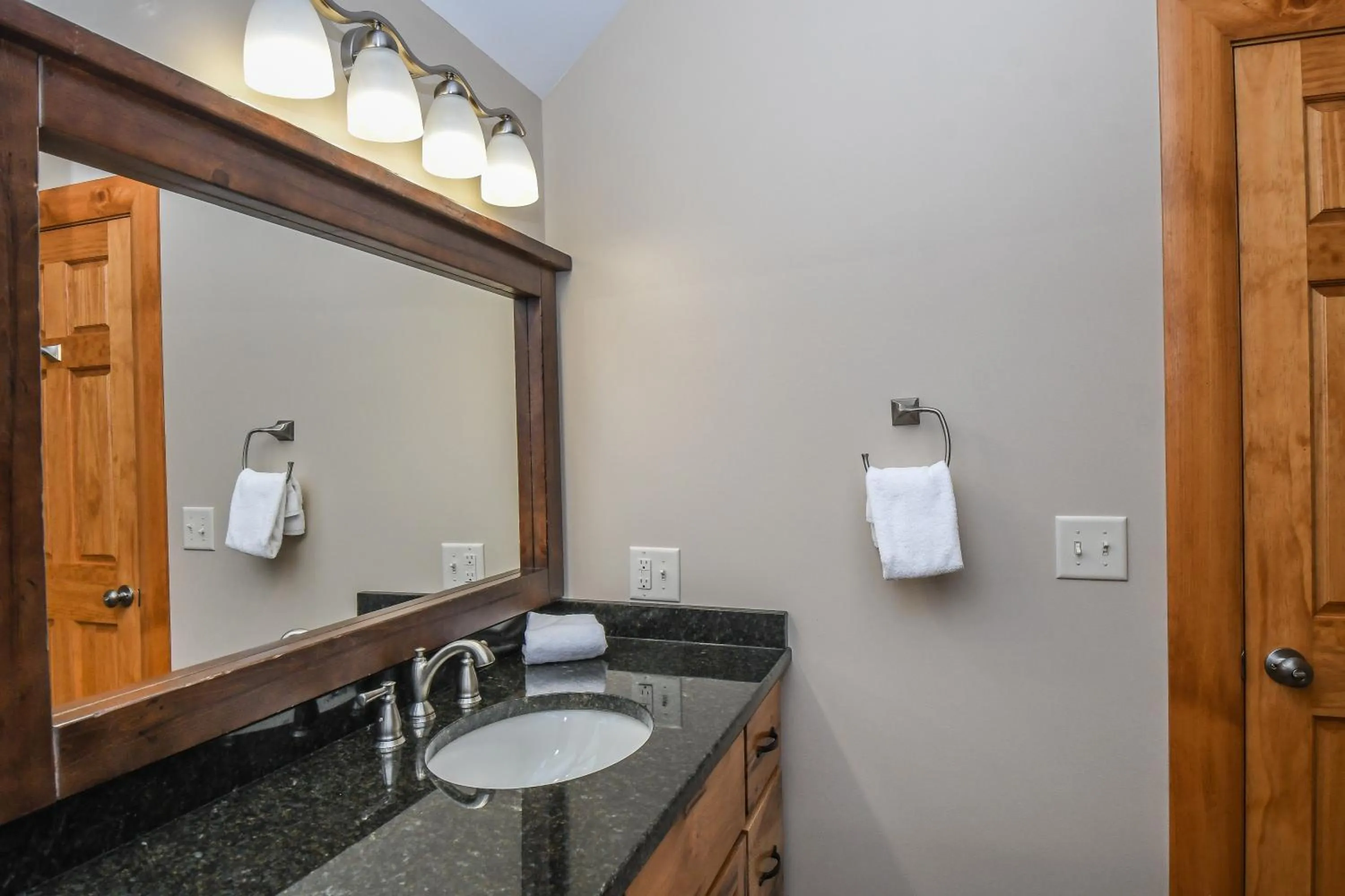 Property building in Eagle on 7