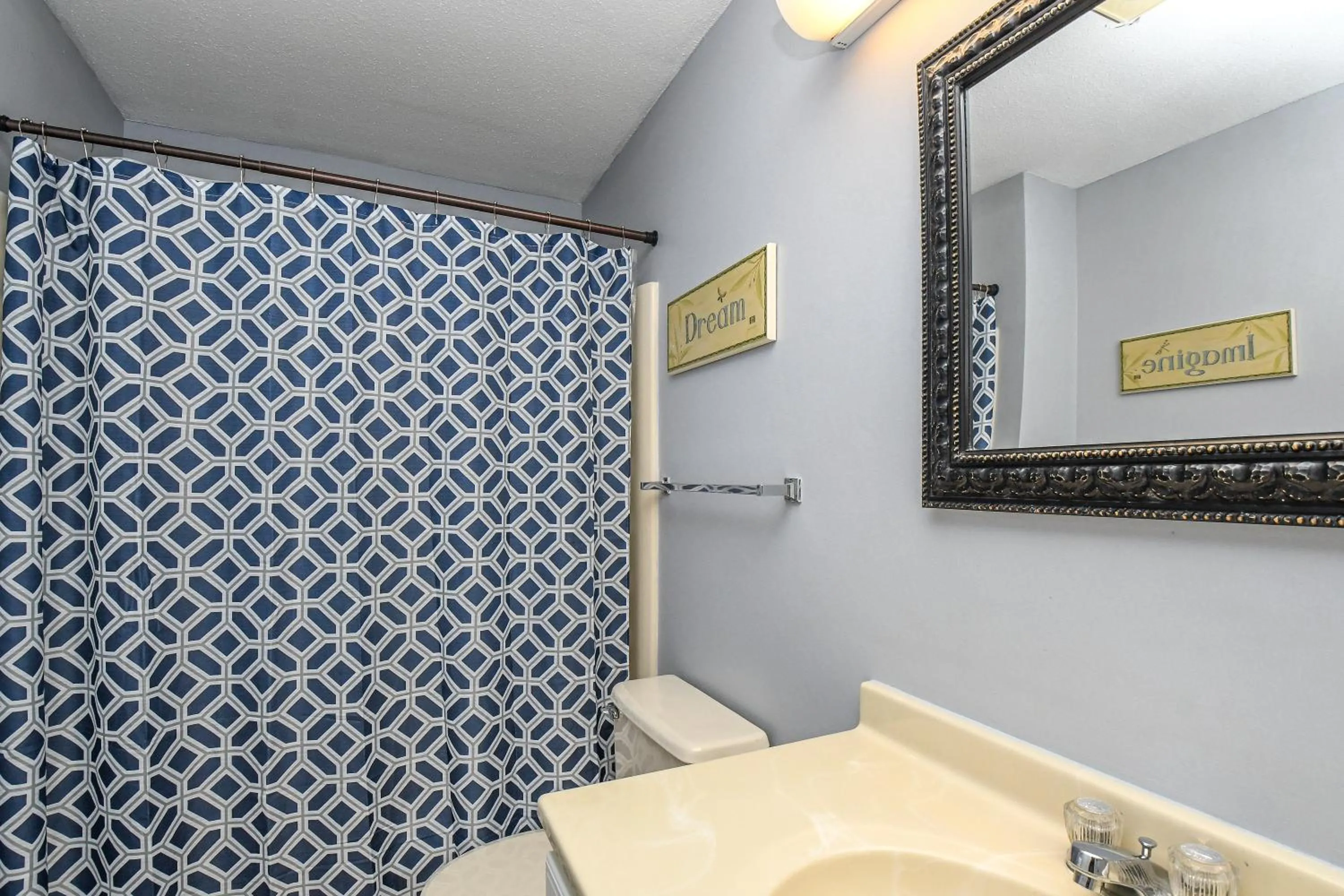 Property building in Villages of Wisp 08 Winding Way