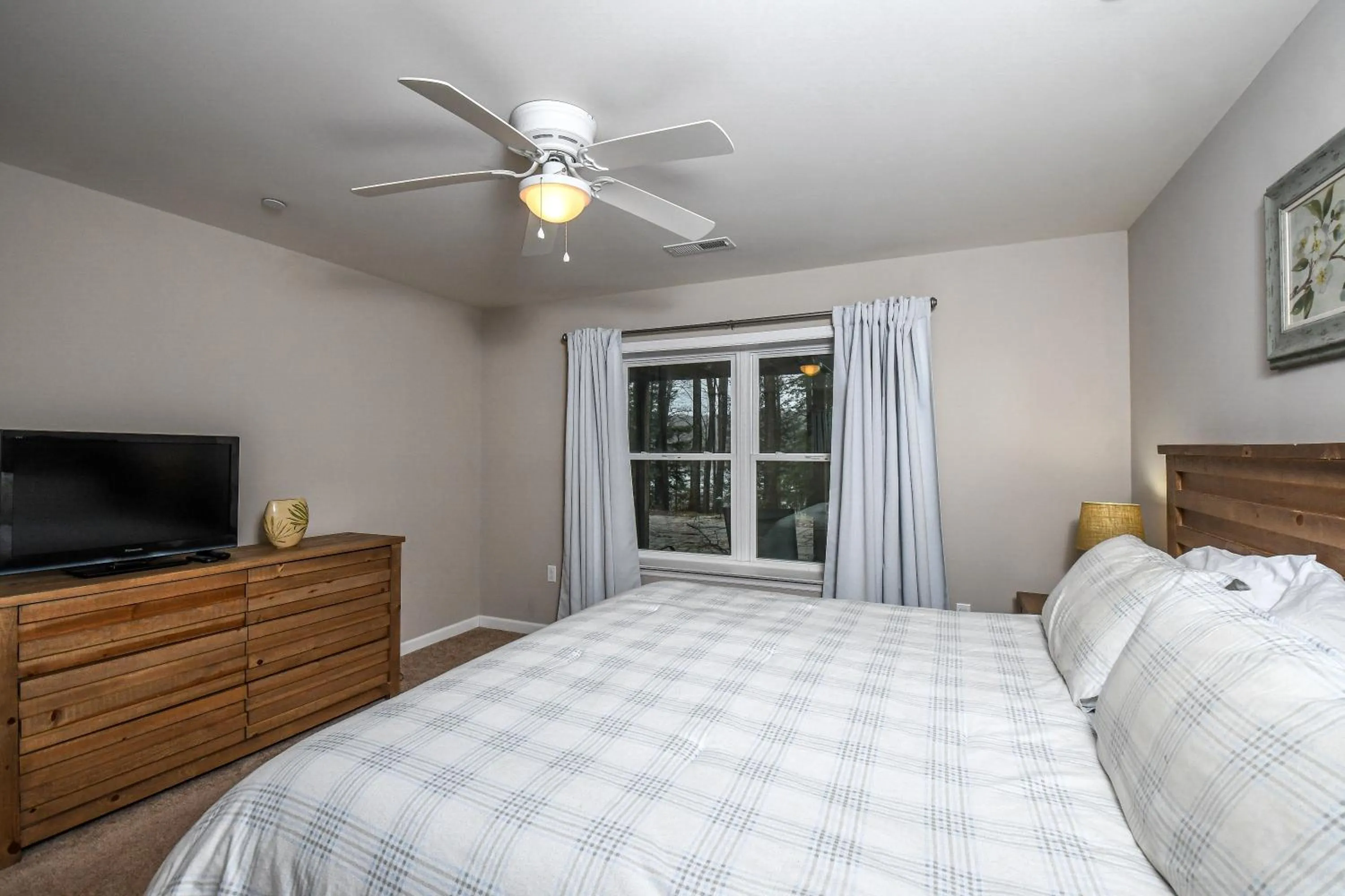 Property building, Bed in Putter Place