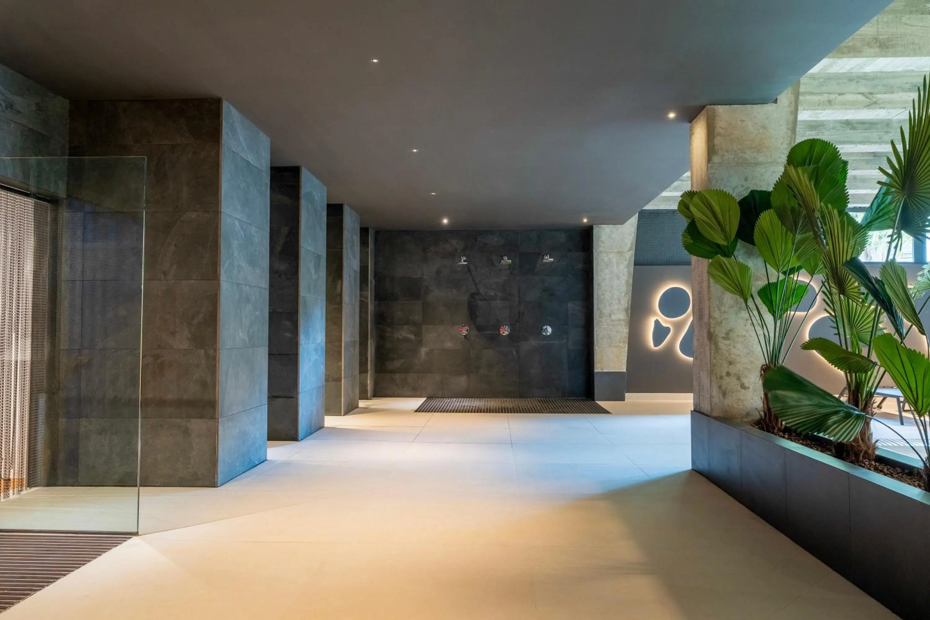 Shower in Grand Hyatt Lanzarote Playa Dorada Resort