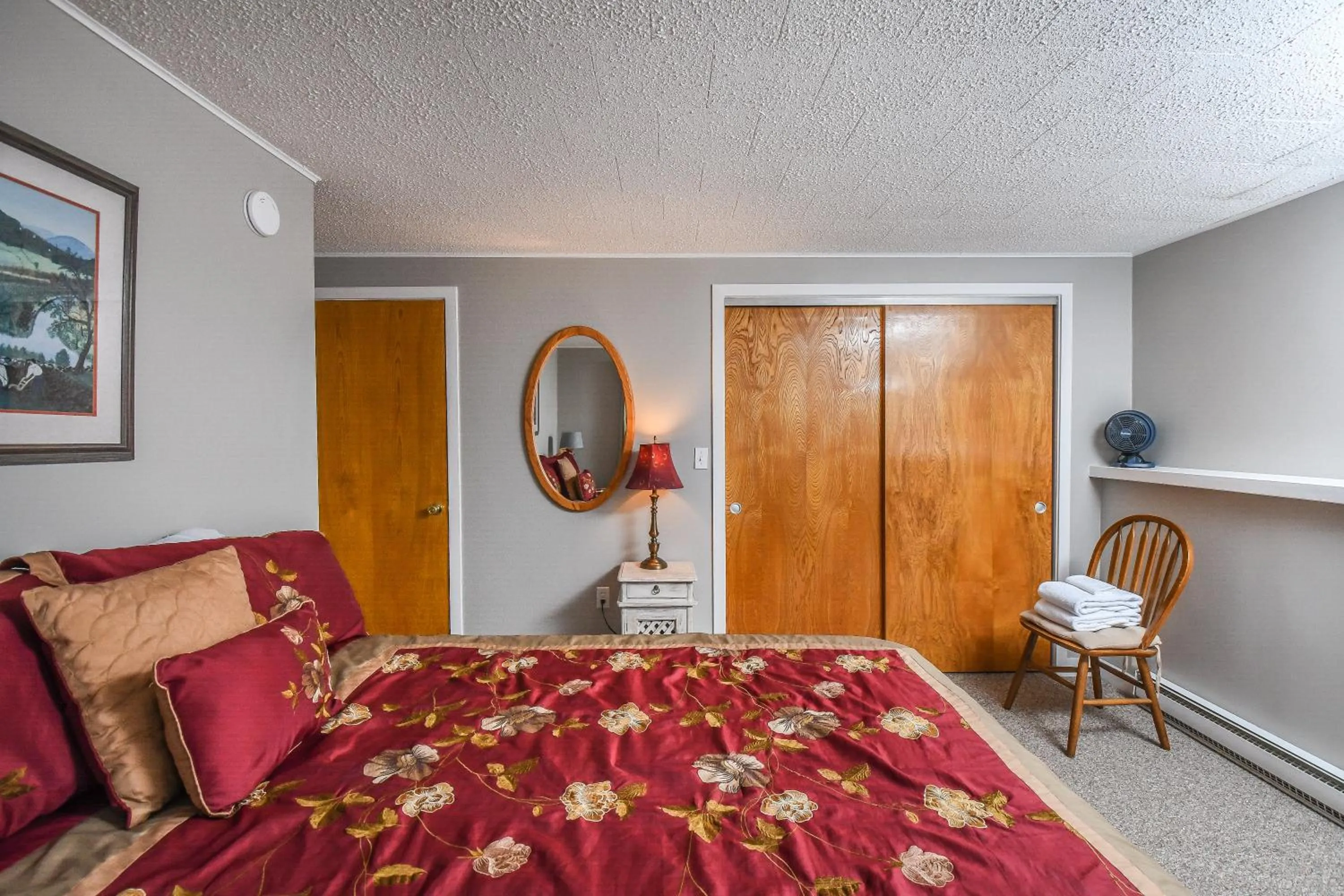 Property building, Bed in Donnas Choice