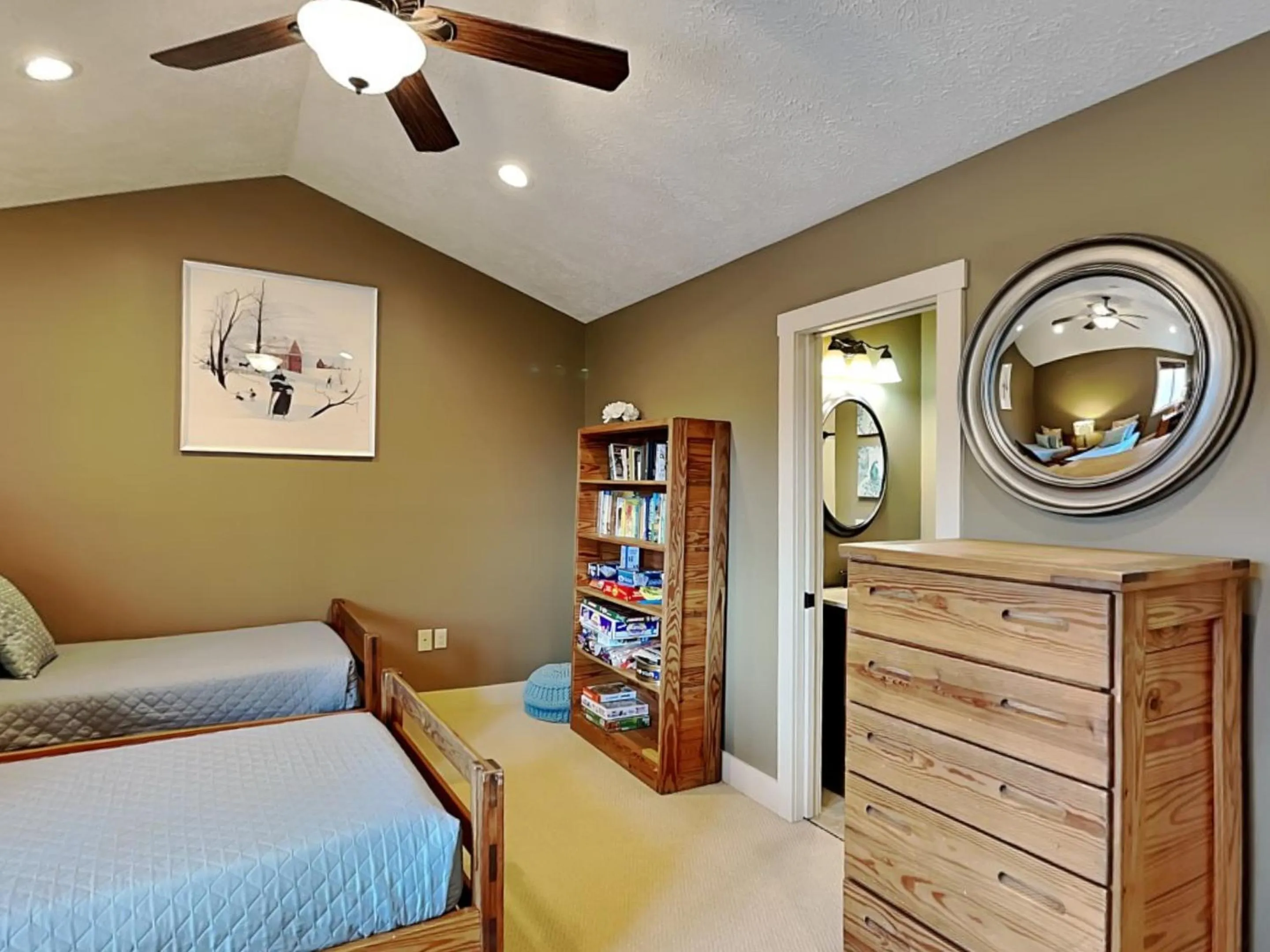 Bed in Valhalla on Mystic Creek