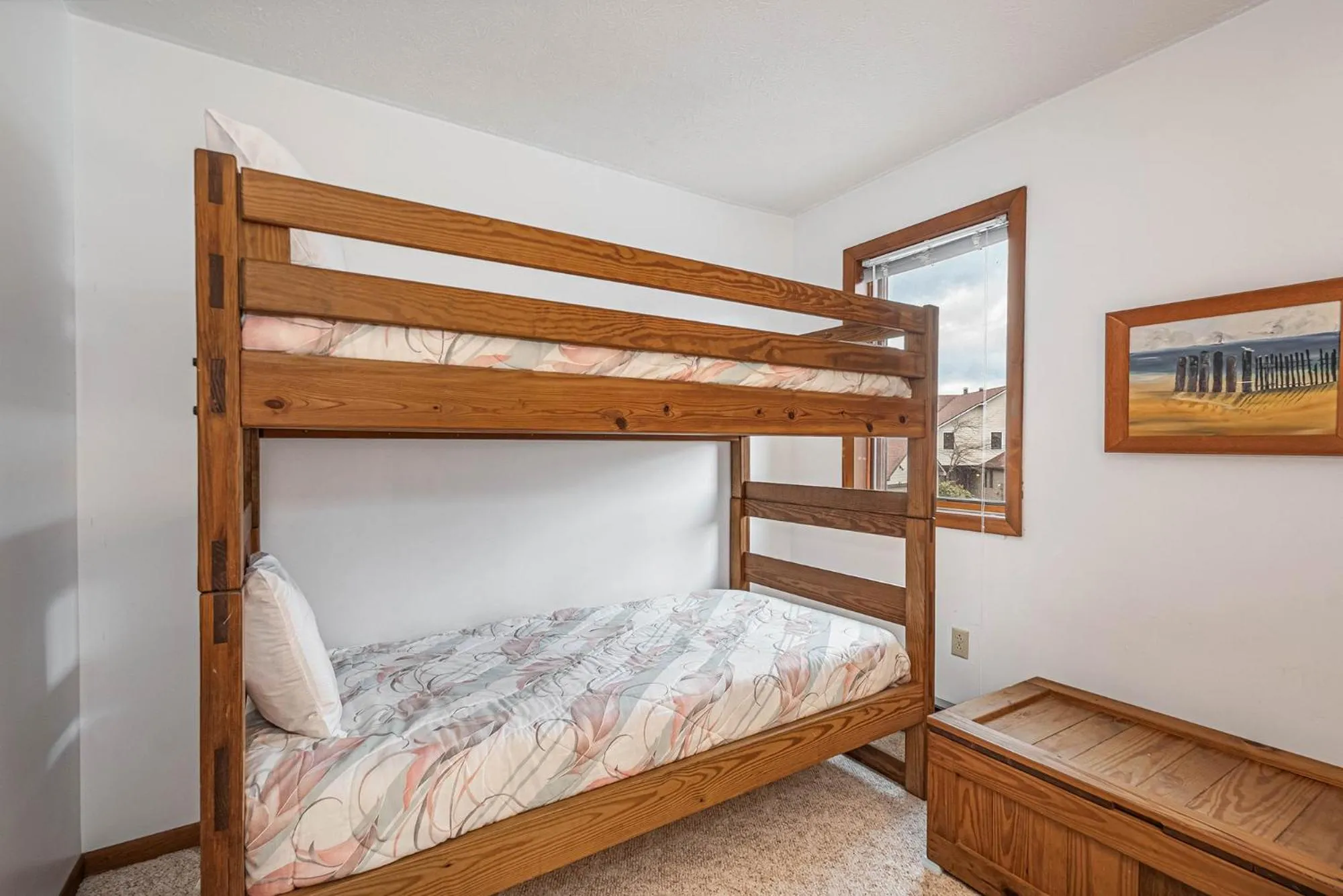 Bed in Ski Harbor 16