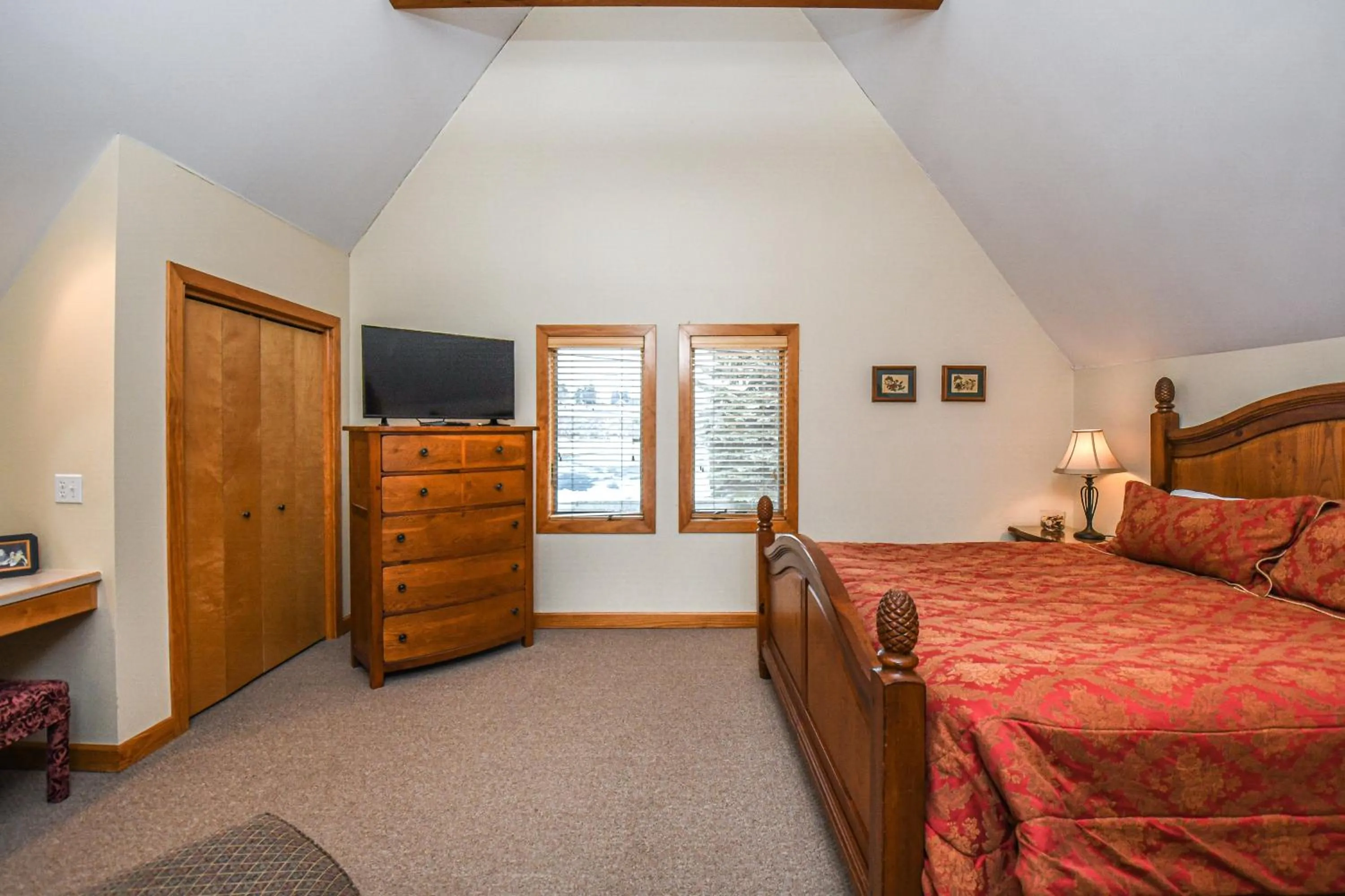 Bed in Rockledge Manor