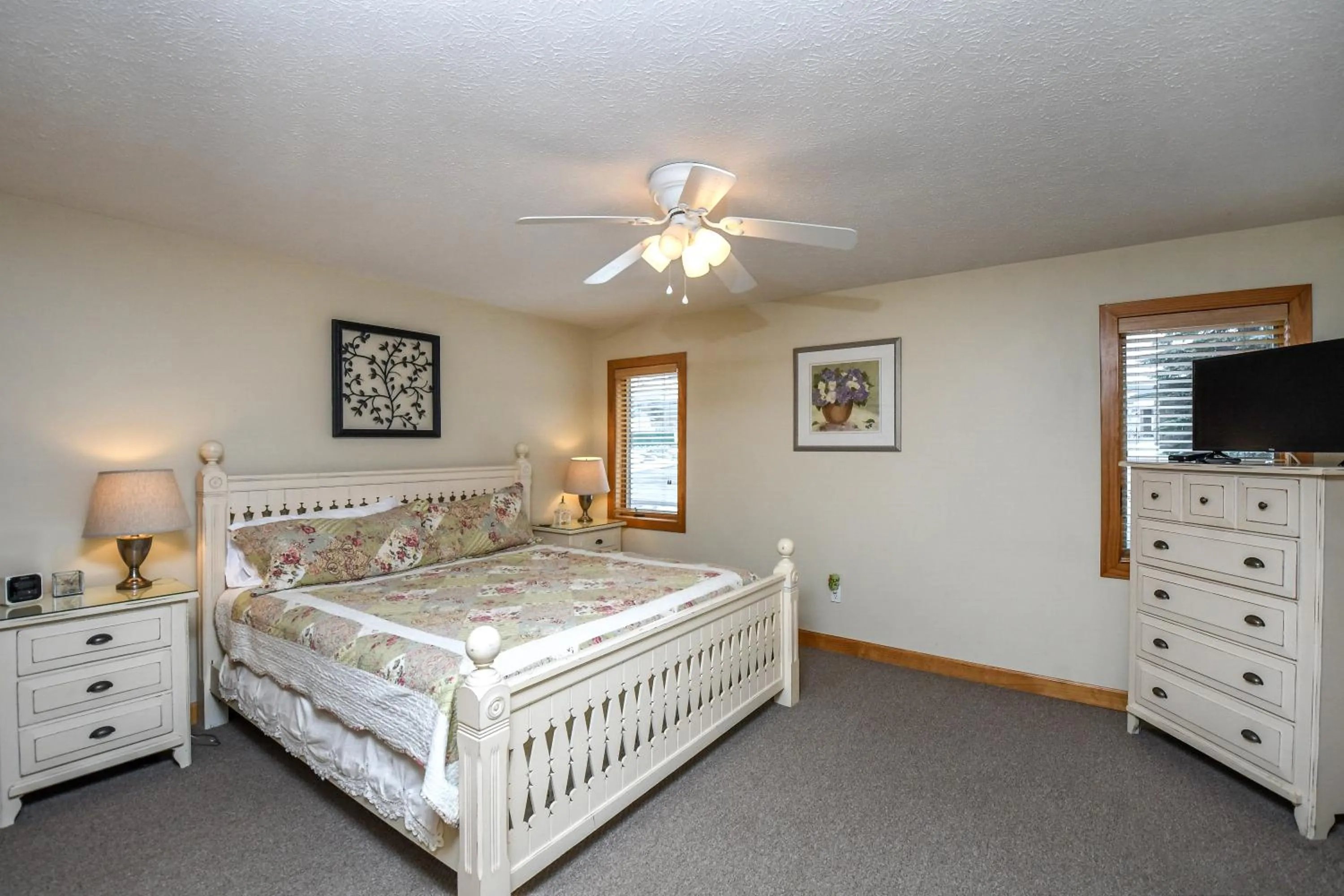 Bed in Rockledge Manor