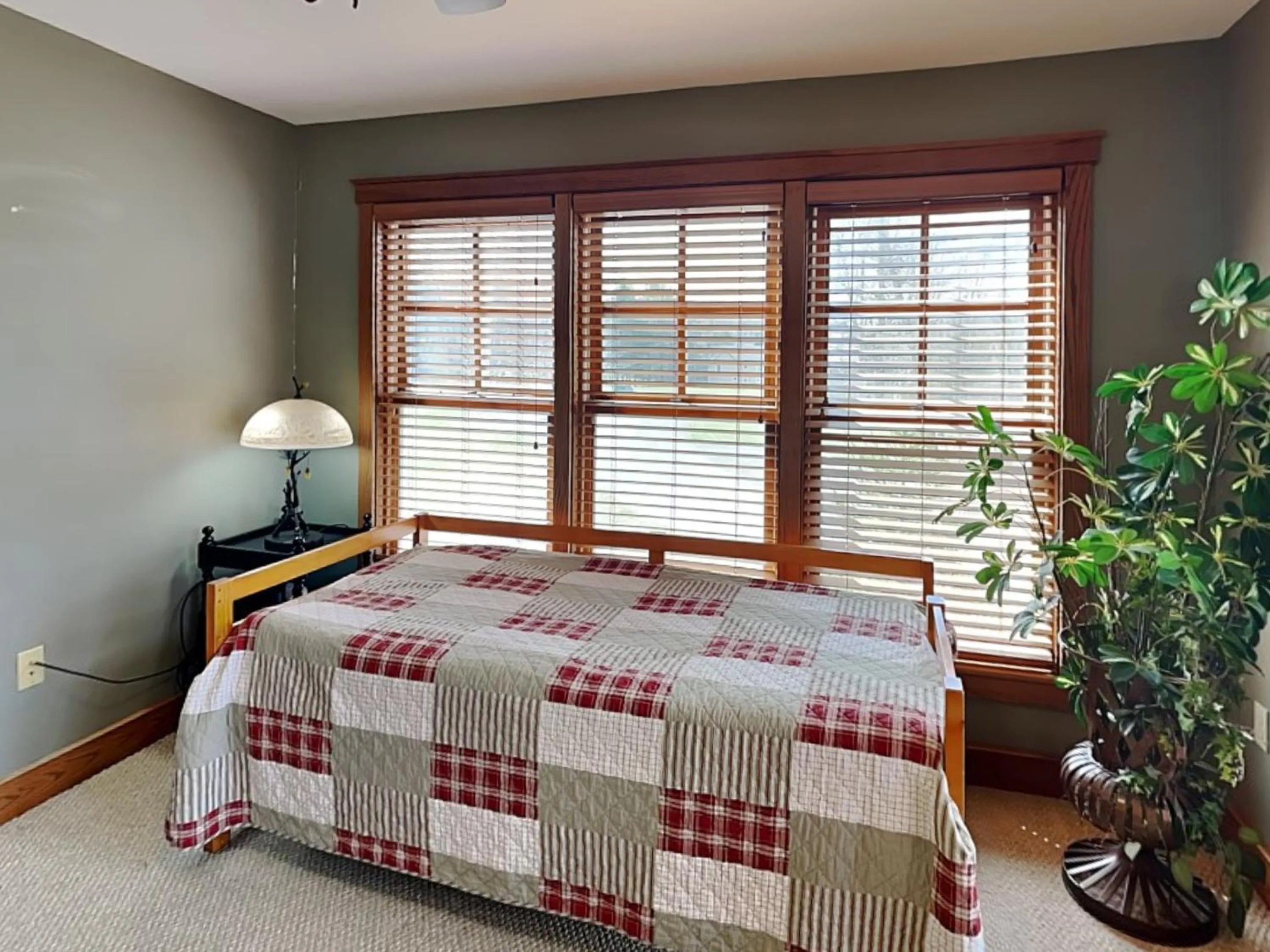 Bed in Some Kind of Wonderful