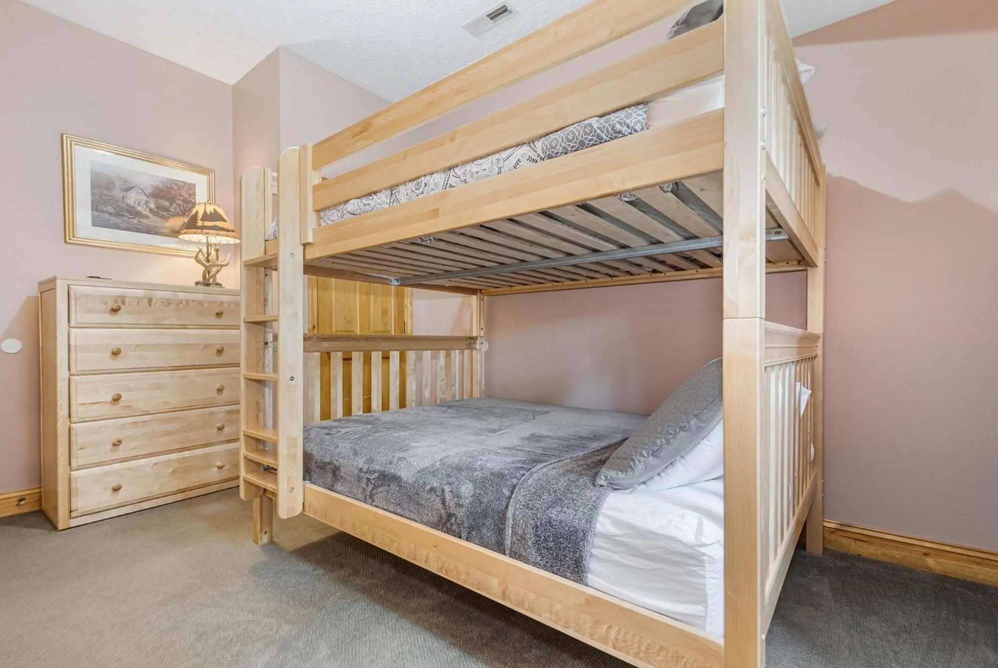 Property building, Bed in Celebration at Deep Creek