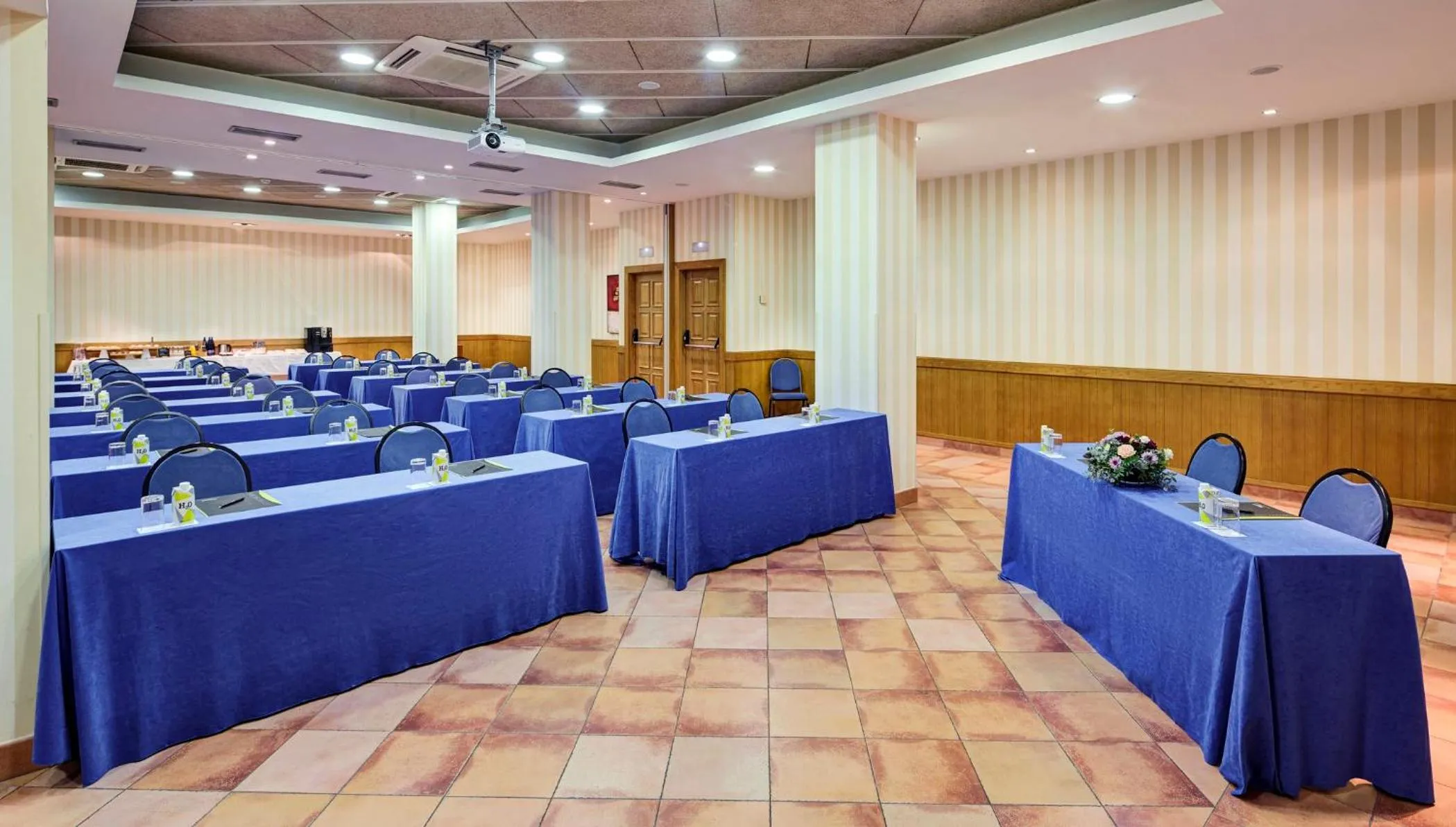 Meeting/conference room in Sercotel Toledo Renacimiento