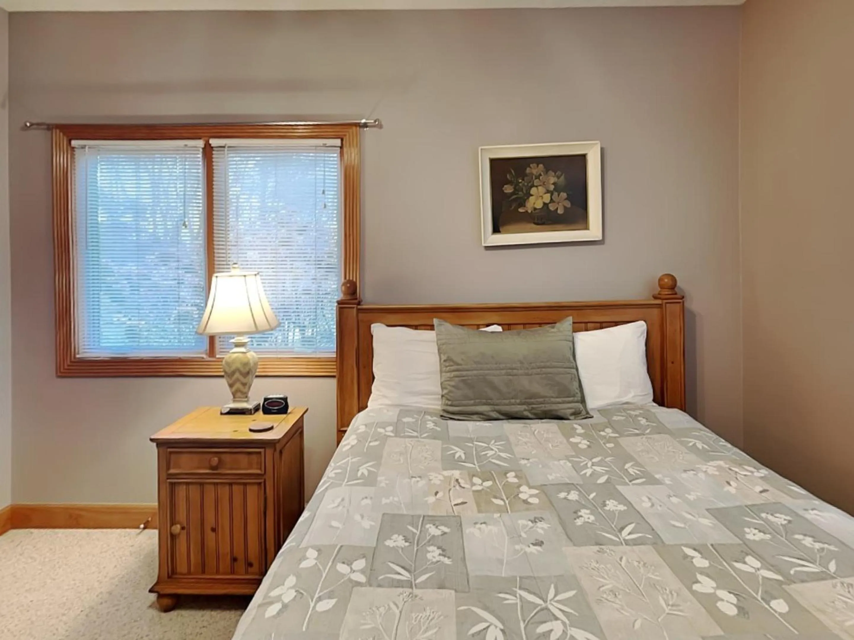 Bed in Marsh Run Cove