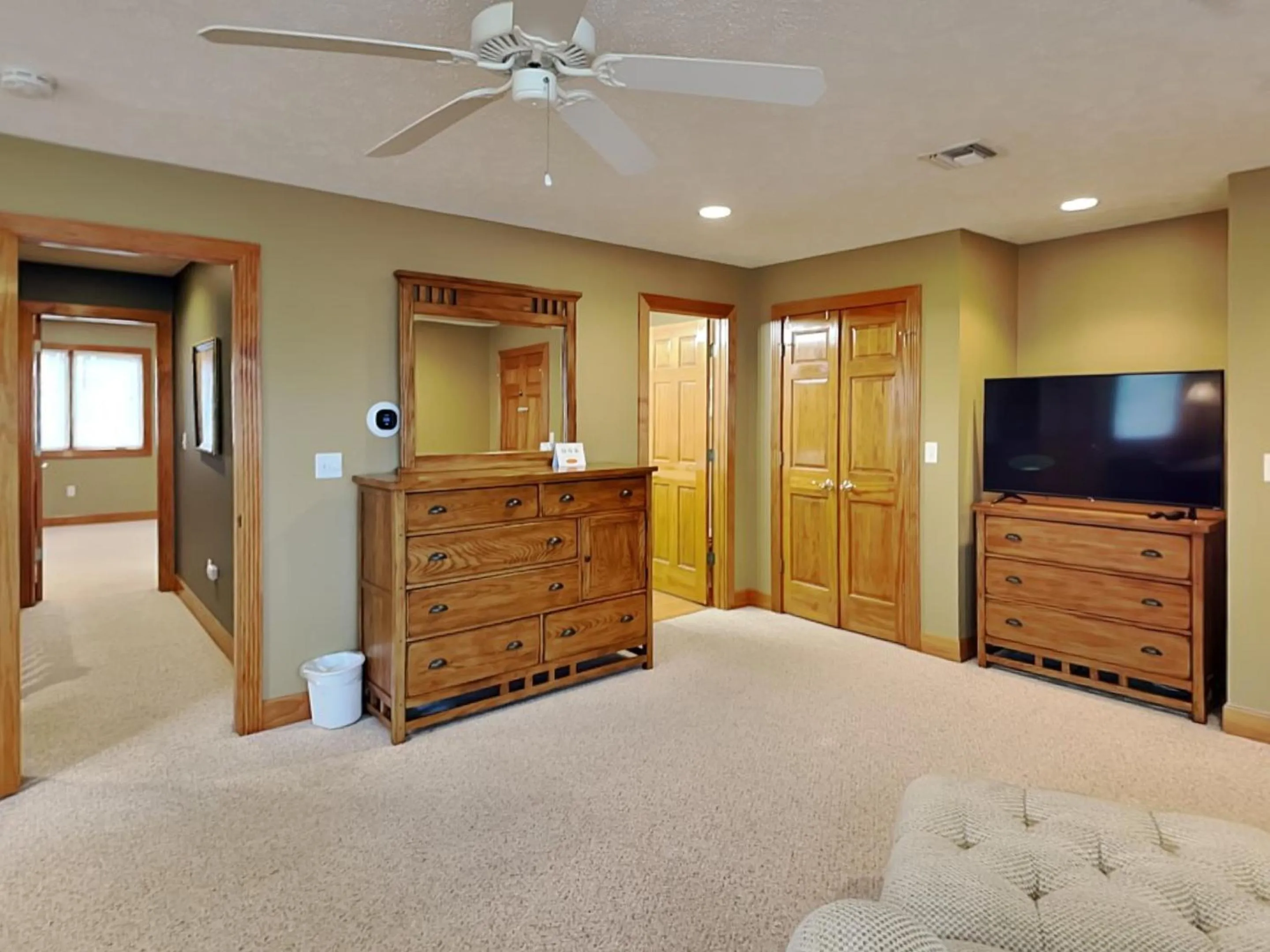 Bed in Marsh Run Cove