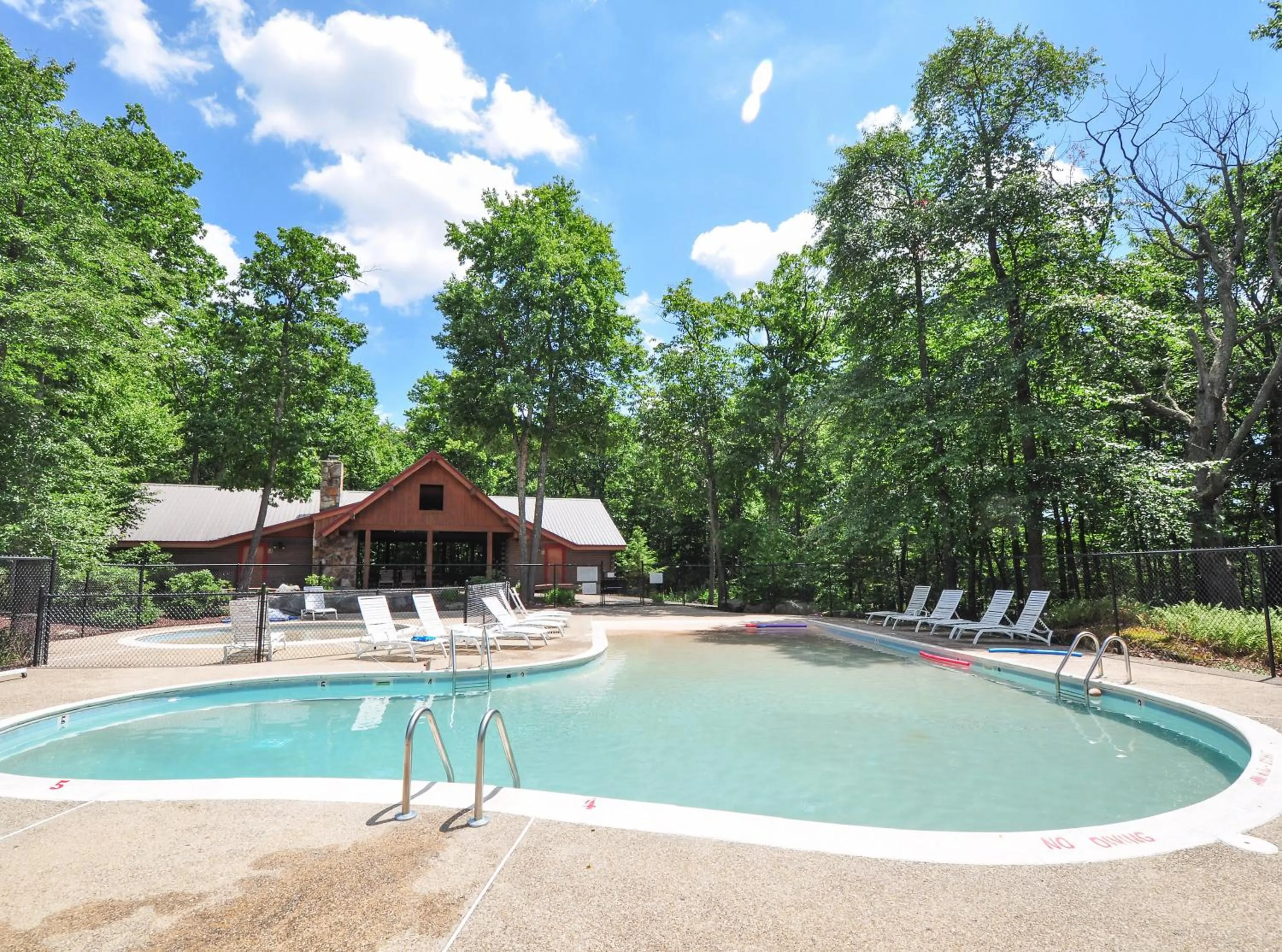 Property building in Vista Emmanuel