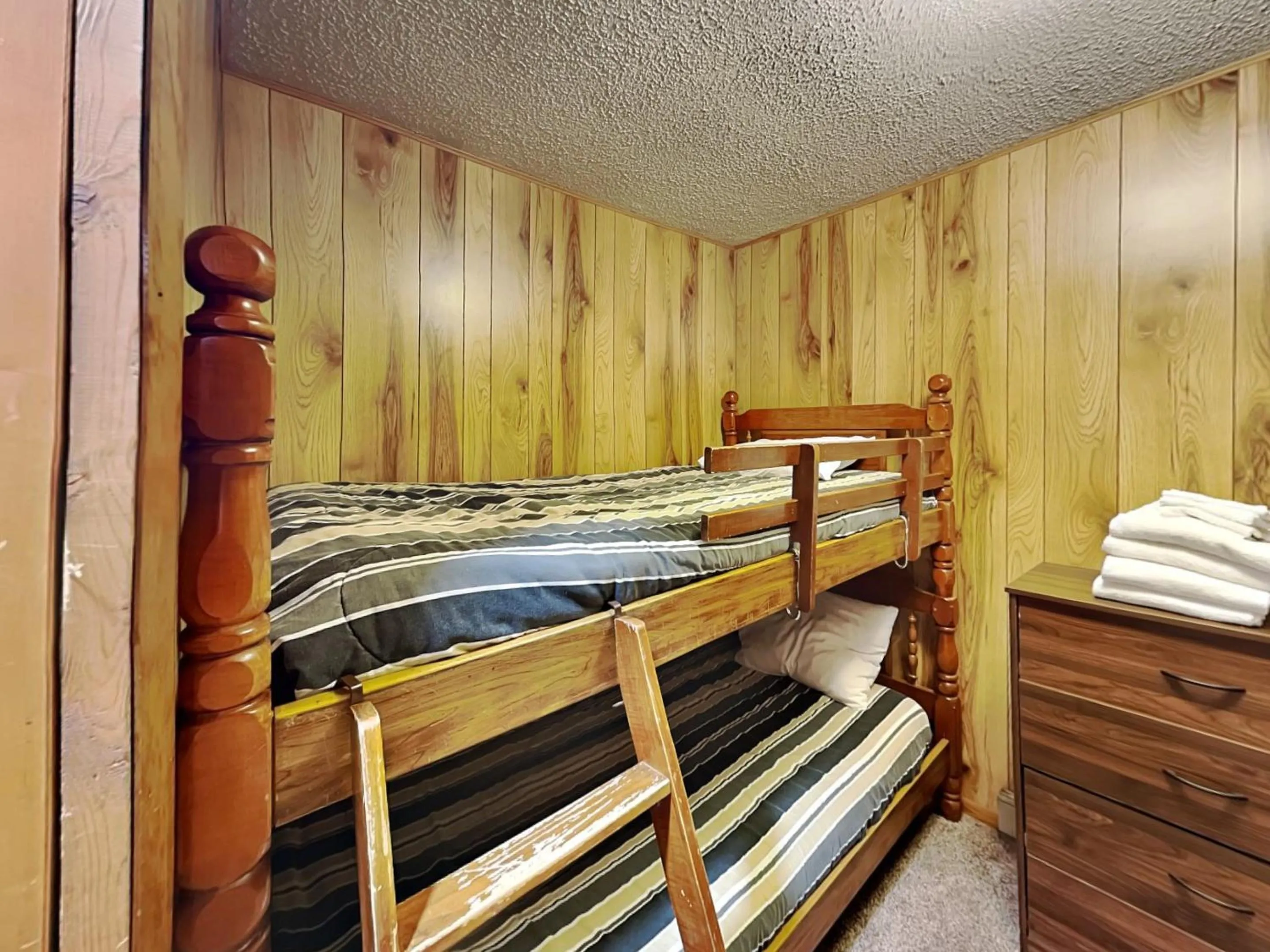 Bed in Mountain House