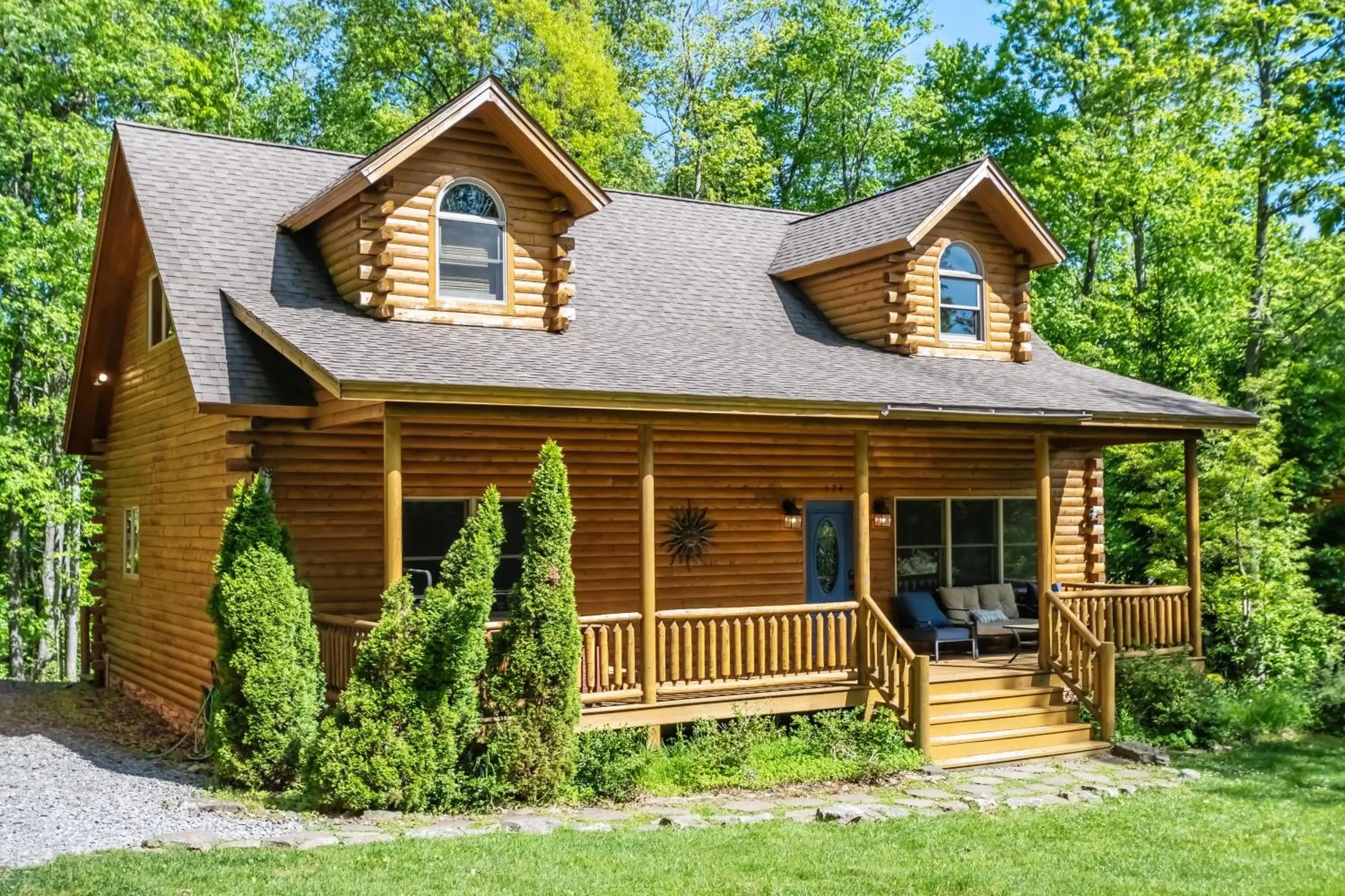 Donovans Dacha Donovans Dacha