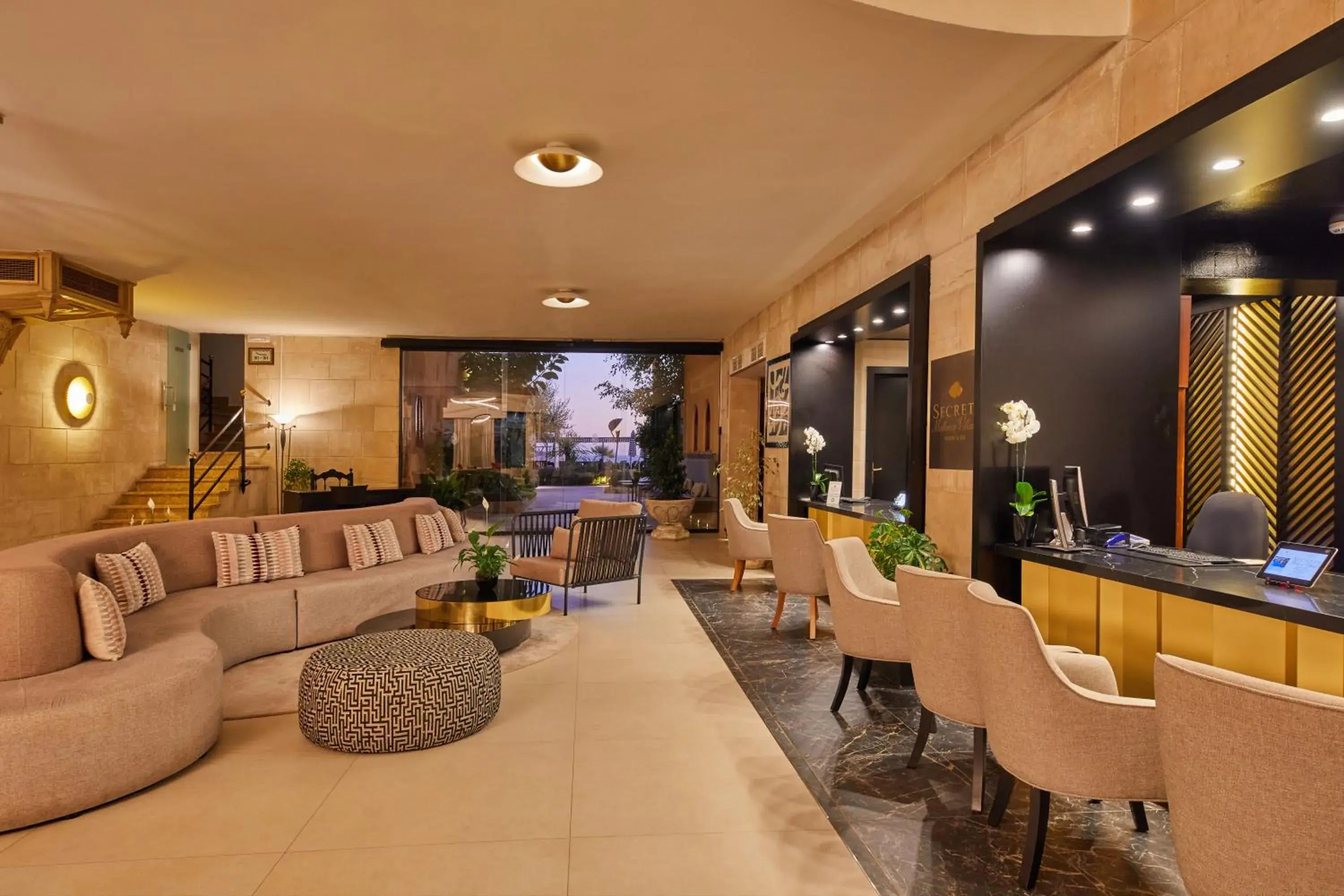 Living room in Secrets Mallorca Villamil Resort & Spa - Adults Only (+18) Living room in Secrets Mallorca Villamil Resort & Spa - Adults Only (+18)