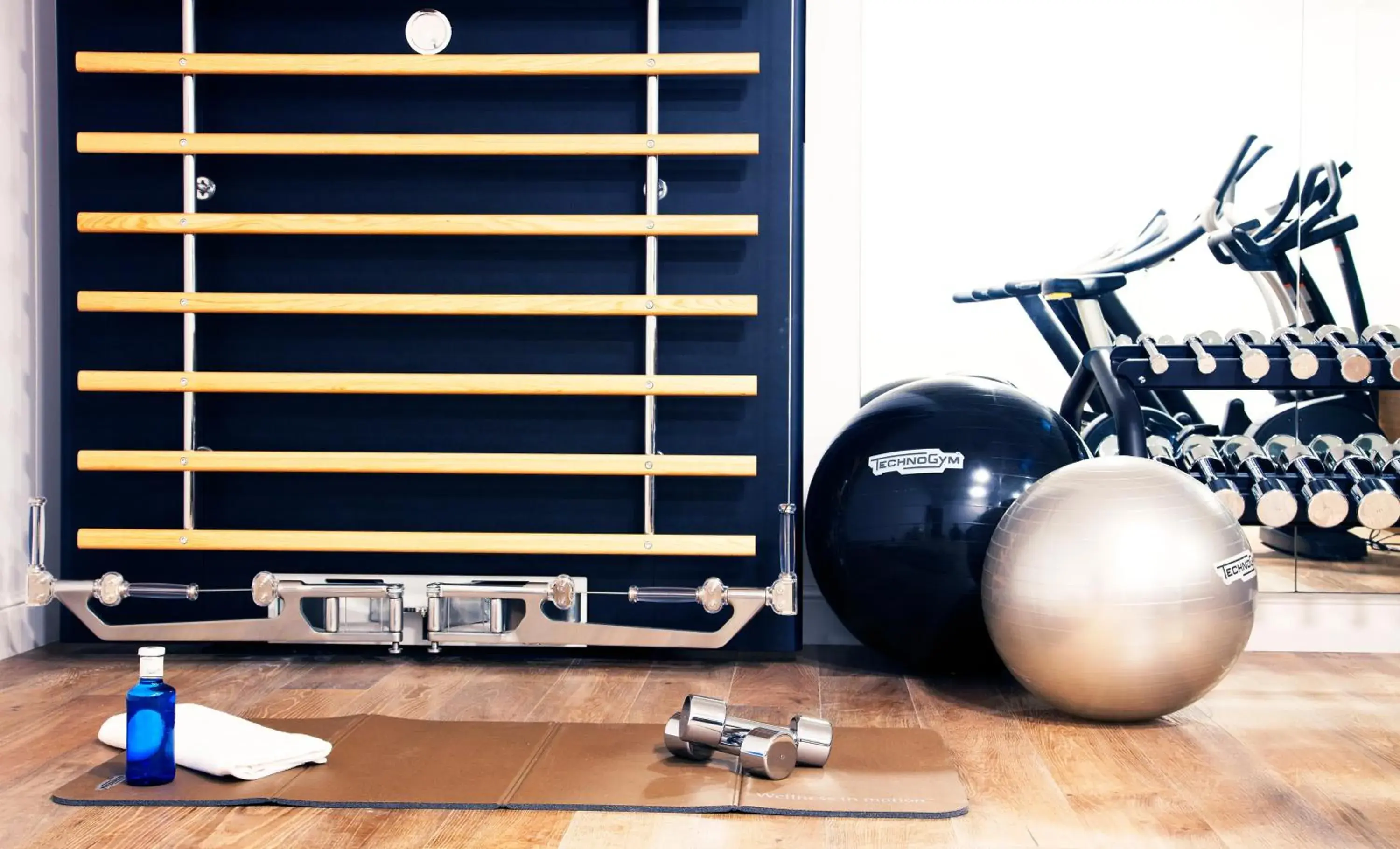 Fitness centre/facilities in TÓTEM Madrid, a Small Luxury Hotel of the World Fitness centre/facilities in TÓTEM Madrid, a Small Luxury Hotel of the World