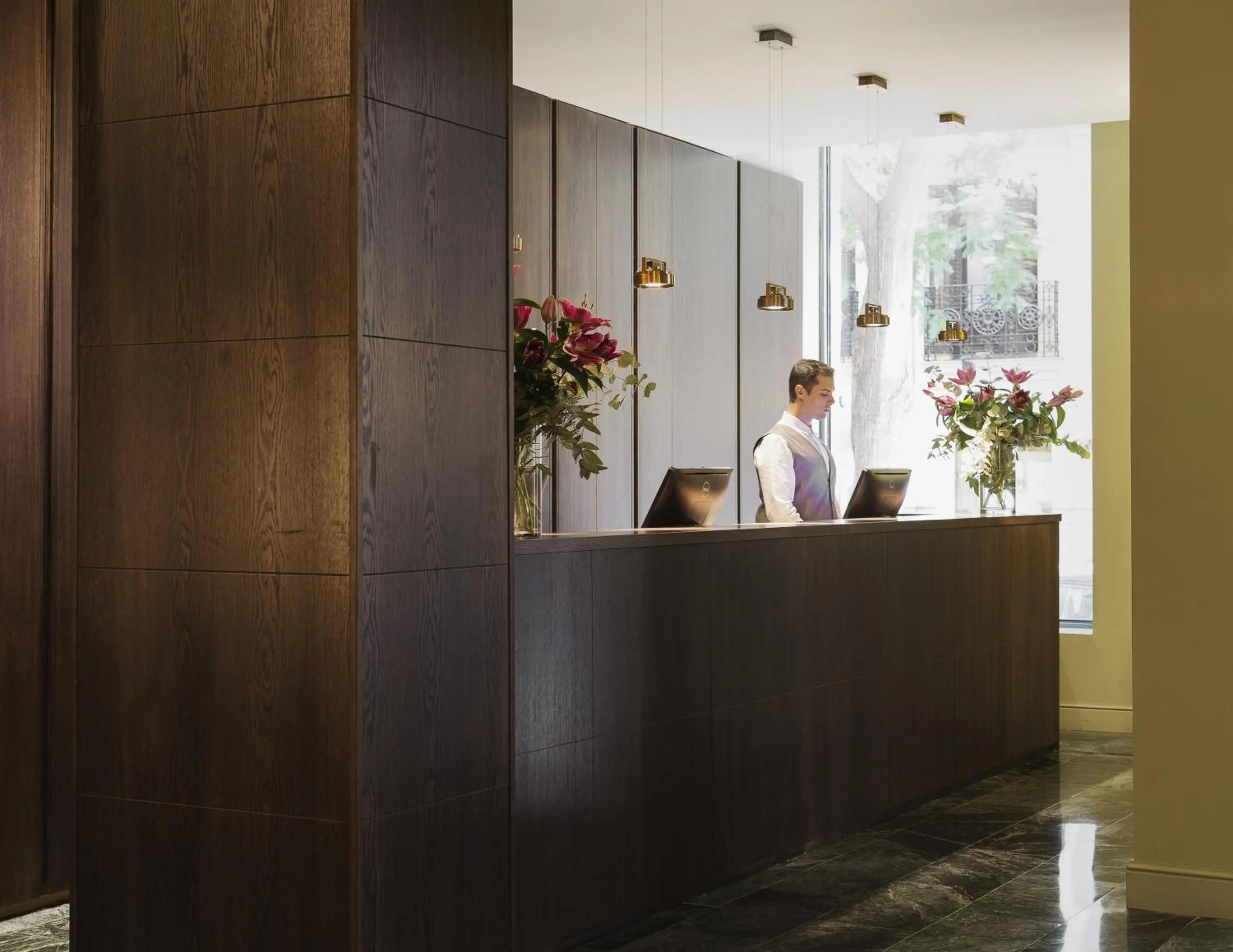 Lobby or reception in TÓTEM Madrid, a Small Luxury Hotel of the World