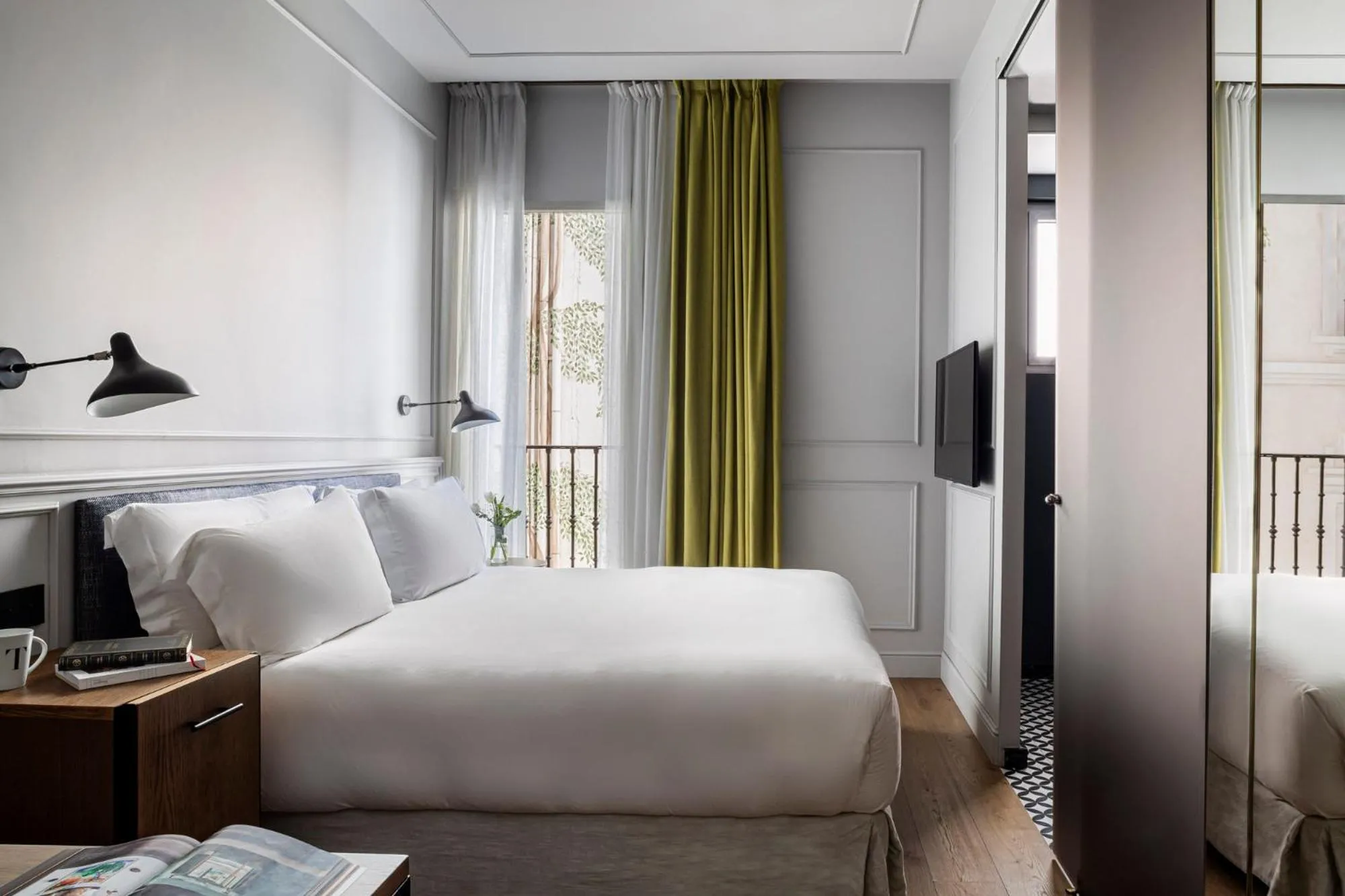 Bedroom, Bed in TÓTEM Madrid, a Small Luxury Hotel of the World