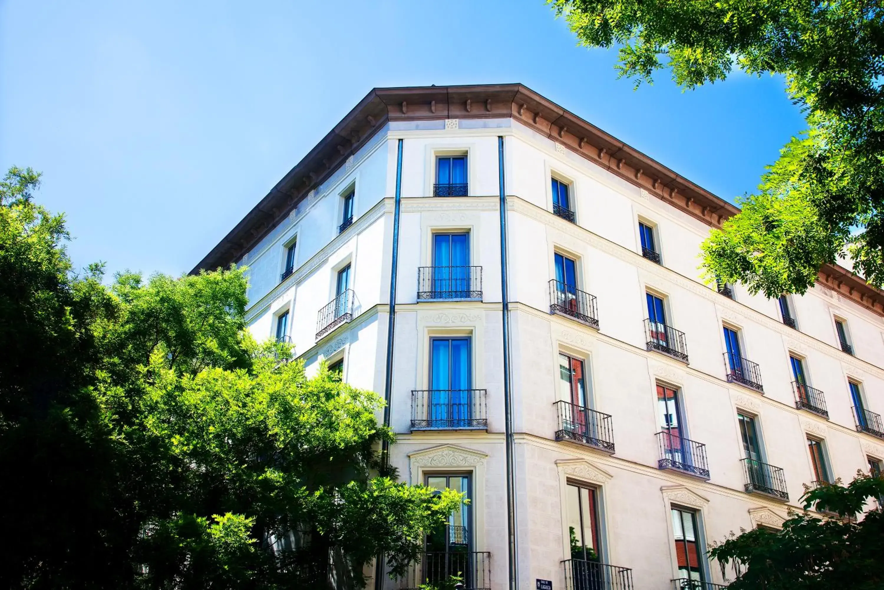 Facade/entrance in TÓTEM Madrid, a Small Luxury Hotel of the World Facade/entrance in TÓTEM Madrid, a Small Luxury Hotel of the World