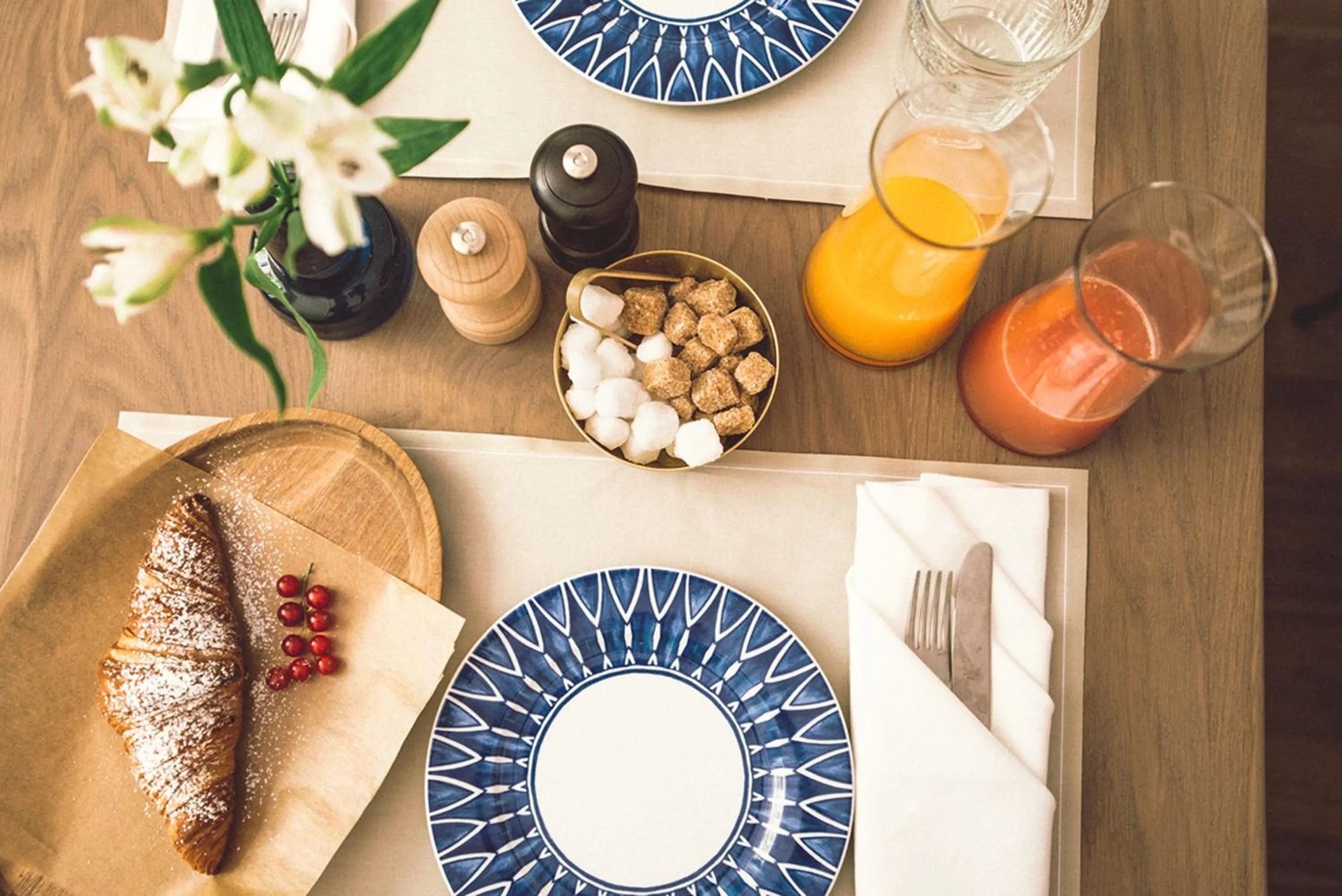 Food close-up in TÓTEM Madrid, a Small Luxury Hotel of the World