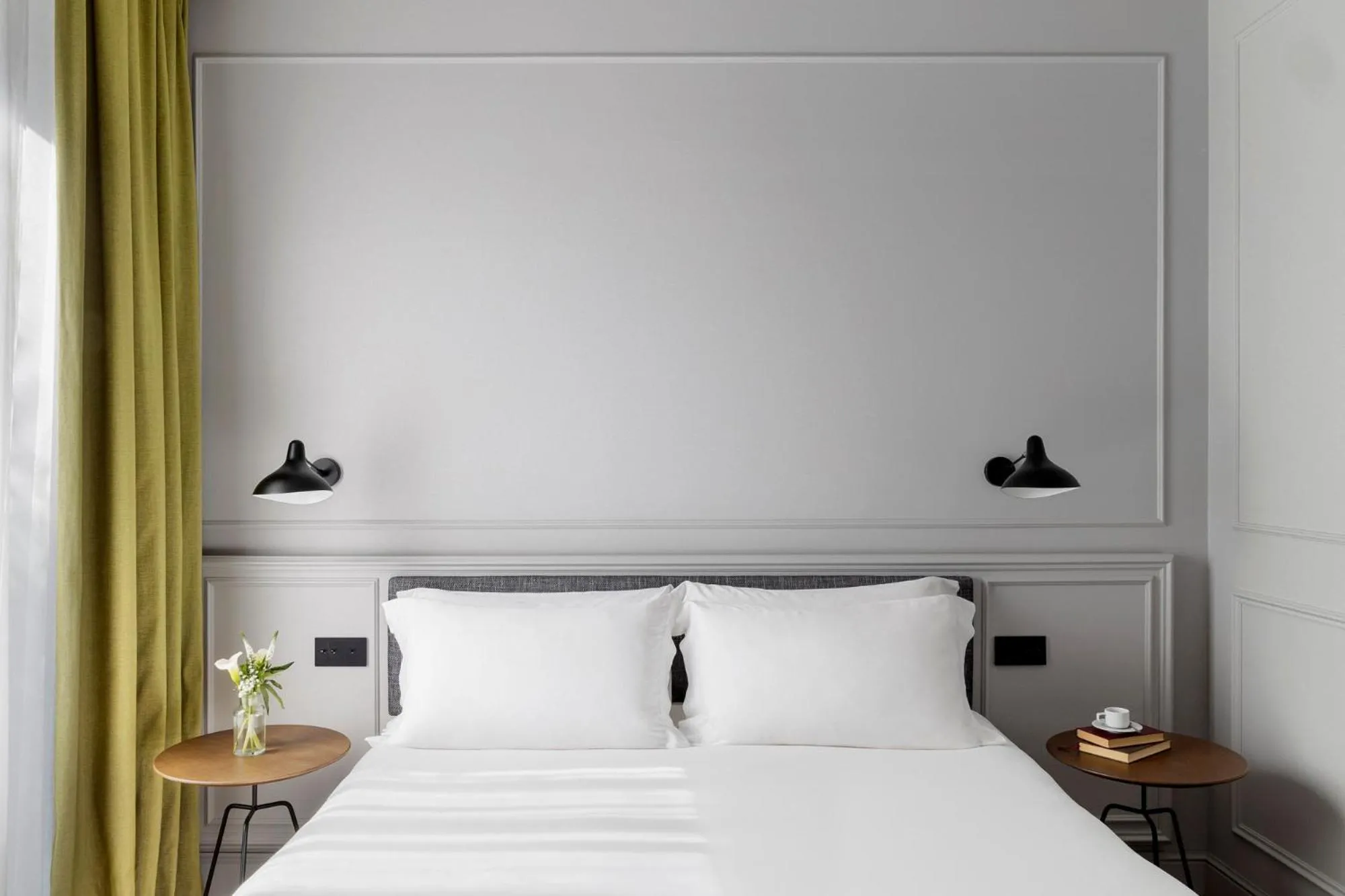 Bedroom, Bed in TÓTEM Madrid, a Small Luxury Hotel of the World