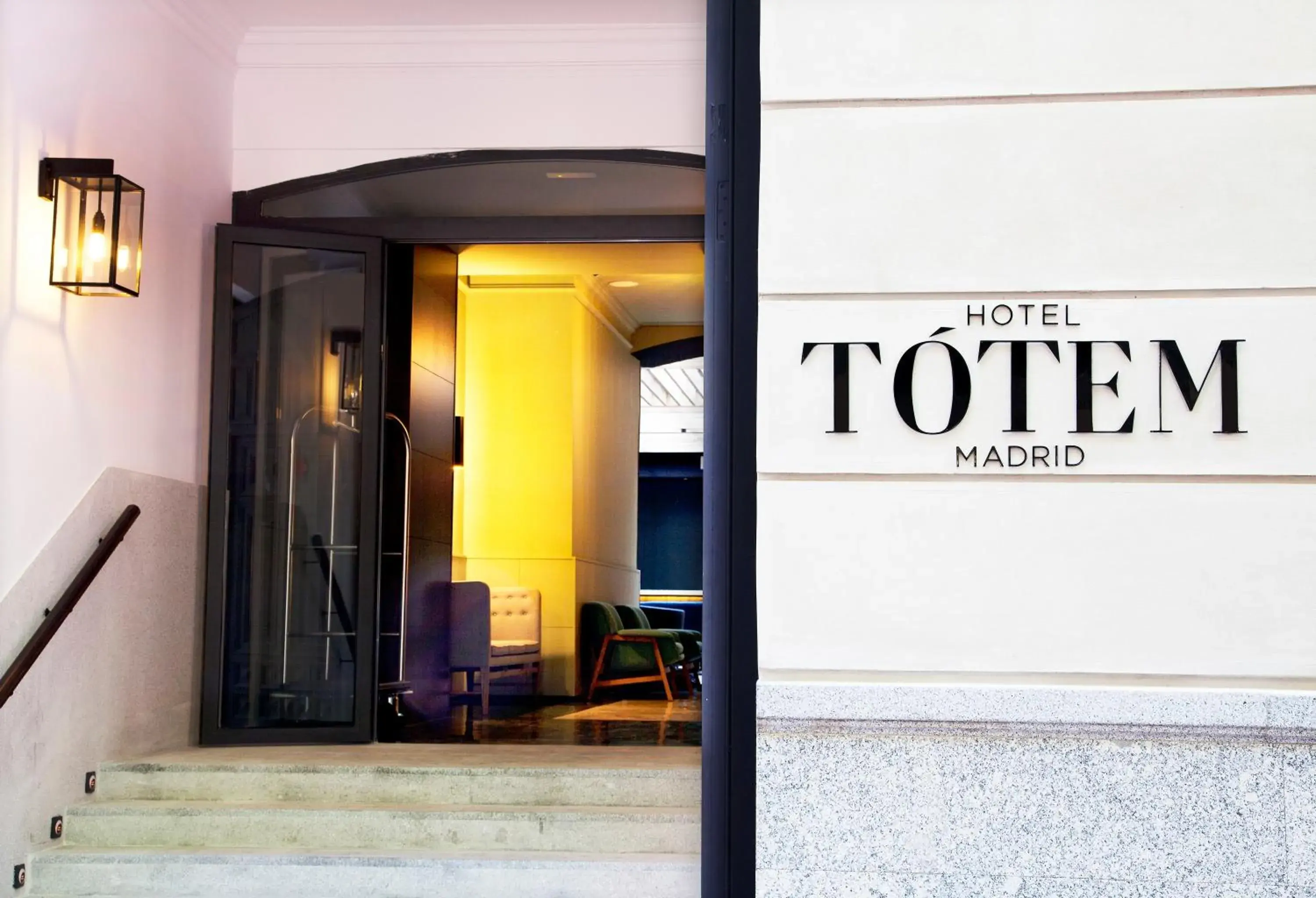 Facade/entrance in TÓTEM Madrid, a Small Luxury Hotel of the World Facade/entrance in TÓTEM Madrid, a Small Luxury Hotel of the World