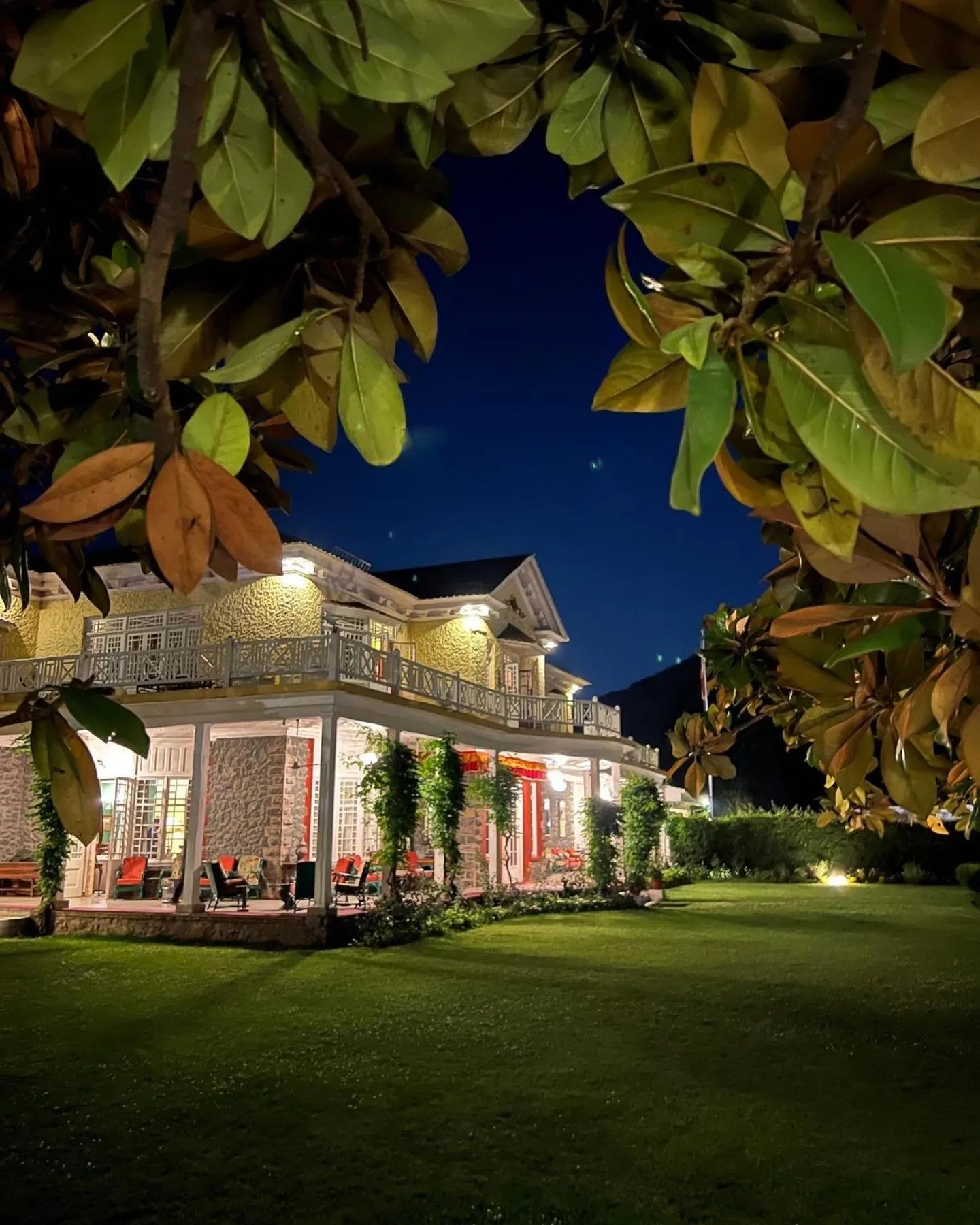 Property building in Karan Mahal