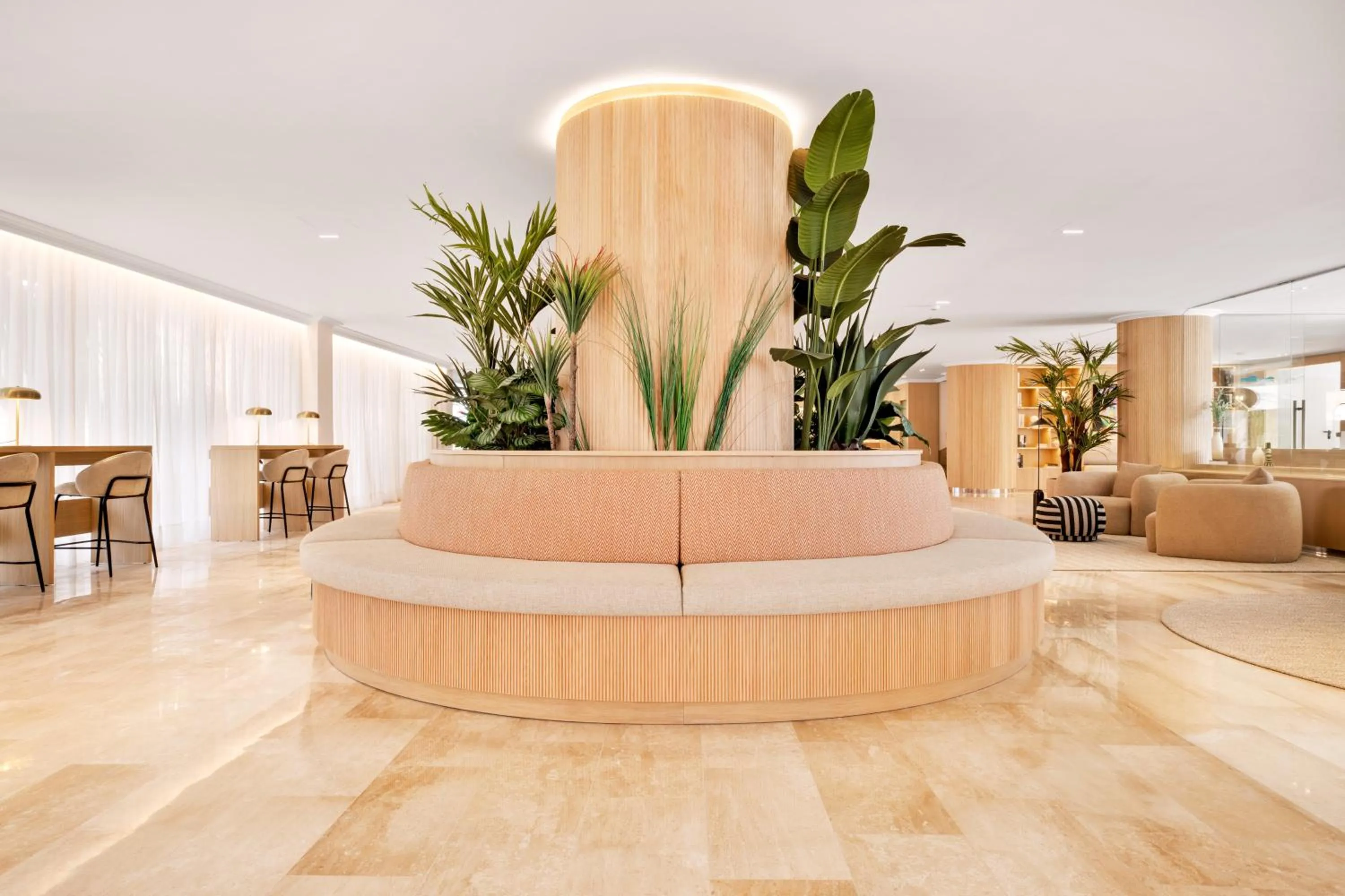 Seating area in Hotel Ipanema Beach