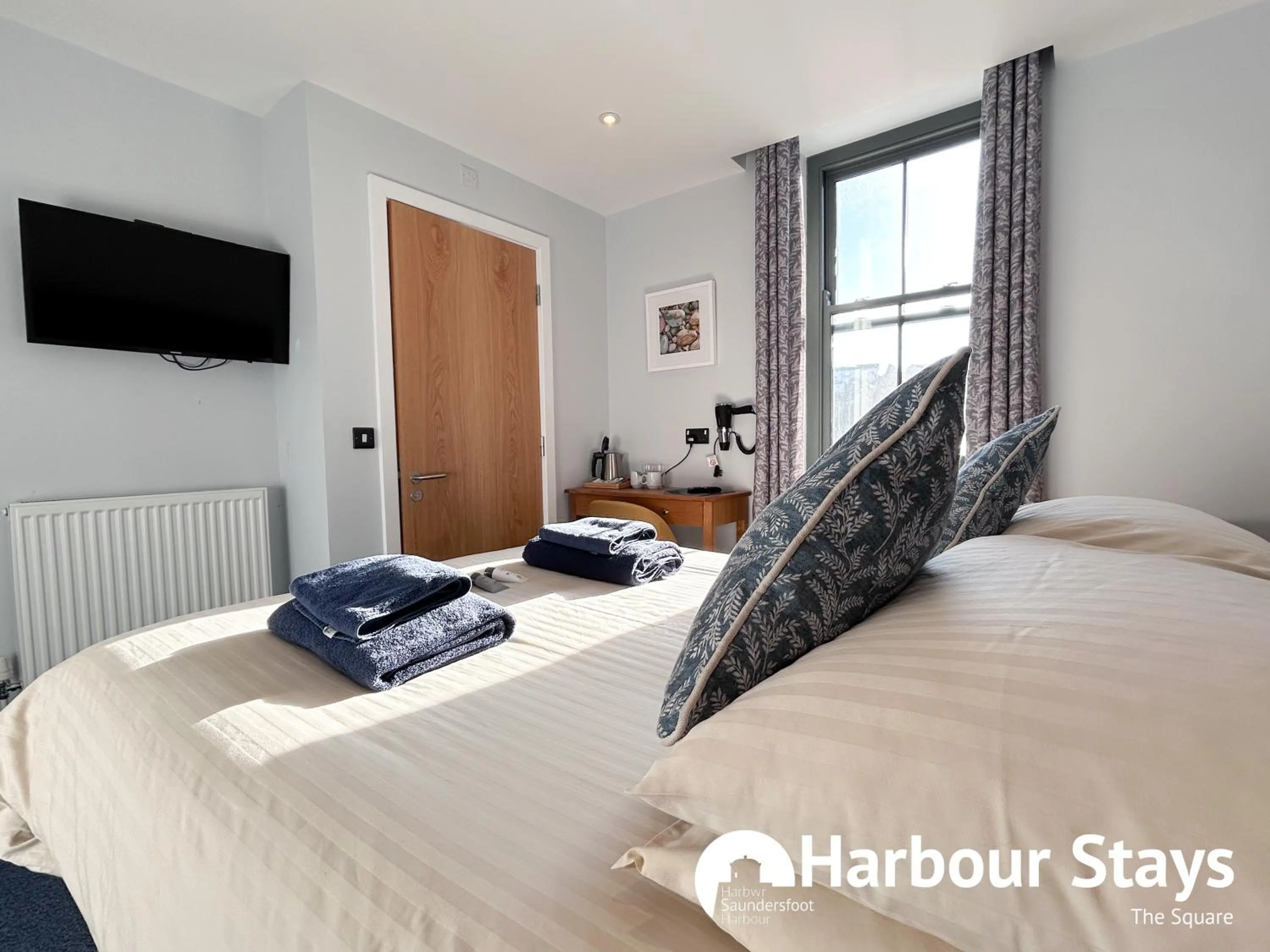 Bed in Harbour Stays at Ocean Square