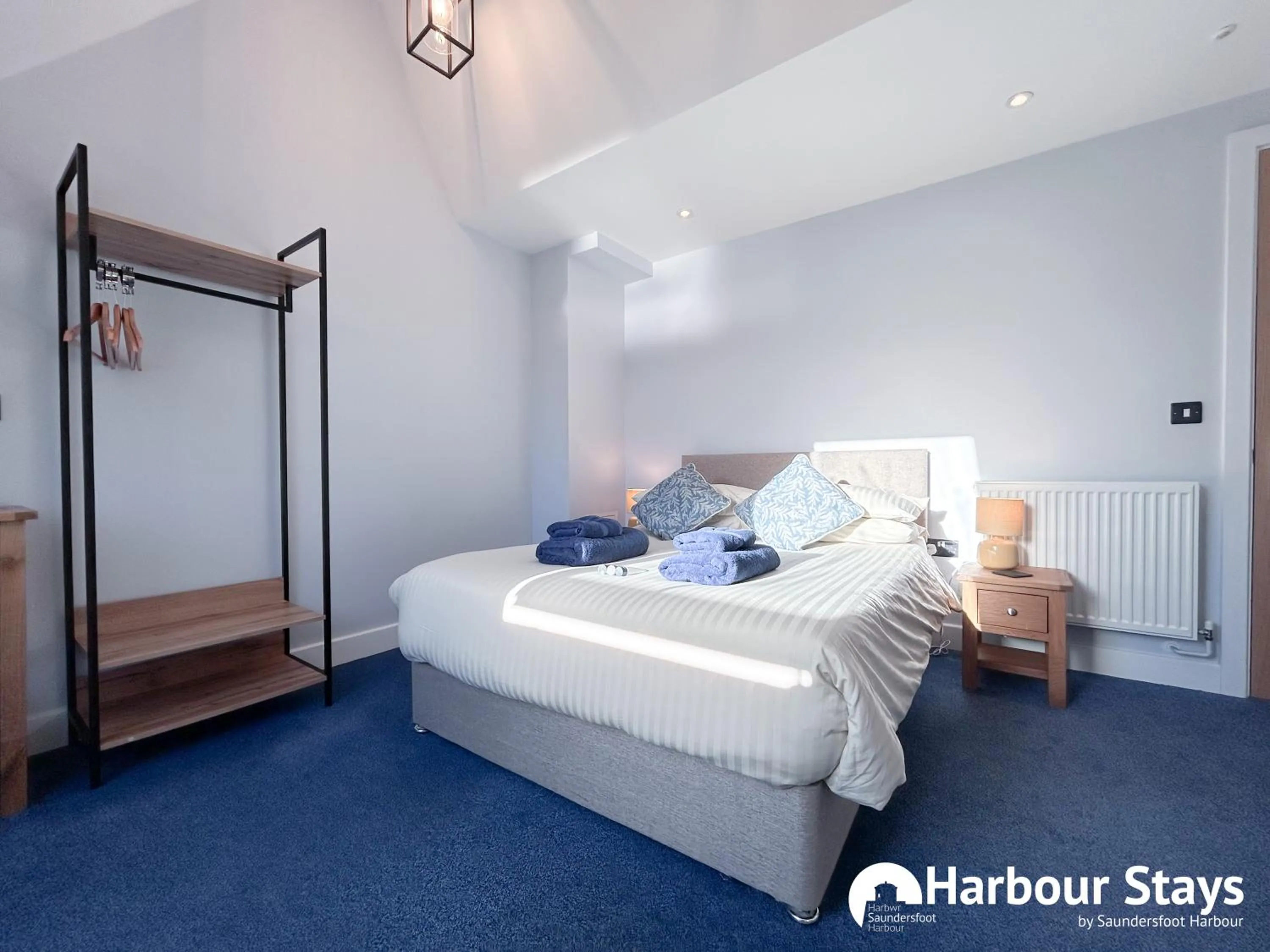 Bed in Harbour Stays at Ocean Square