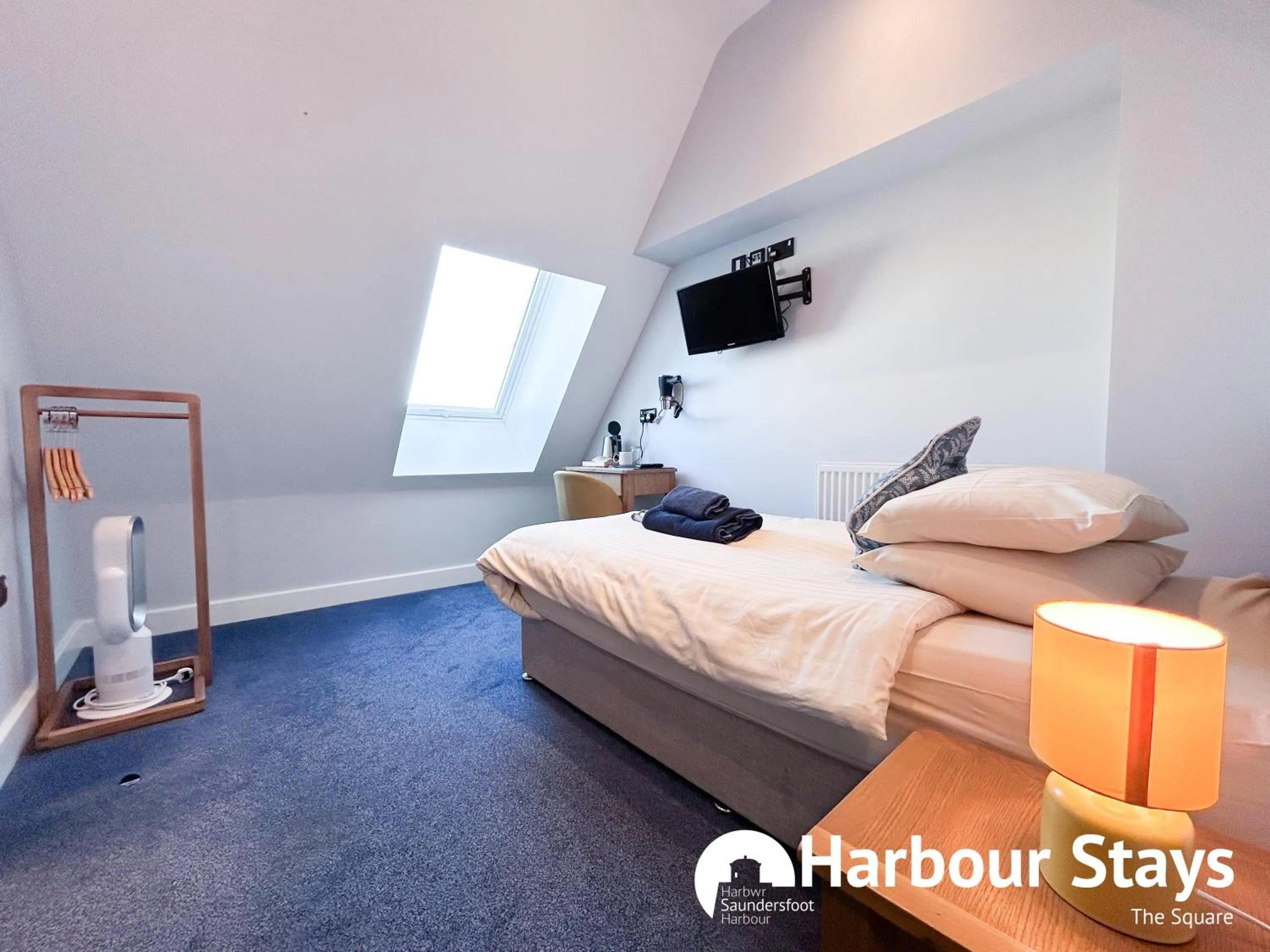 Bed in Harbour Stays at Ocean Square